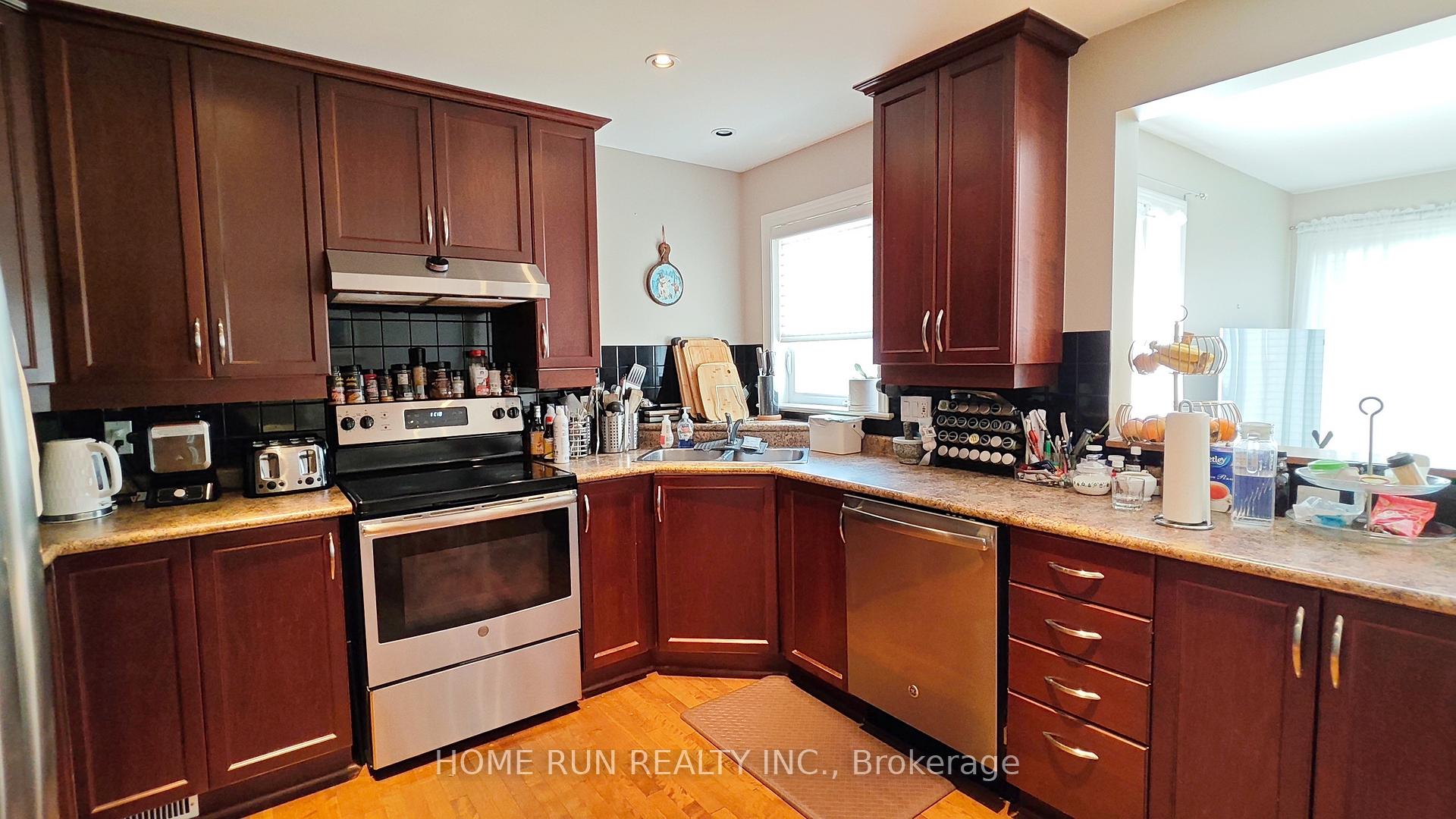 Photo 6 of 151 Whetstone Crescent, Ottawa, Barrhaven East — HOMEH