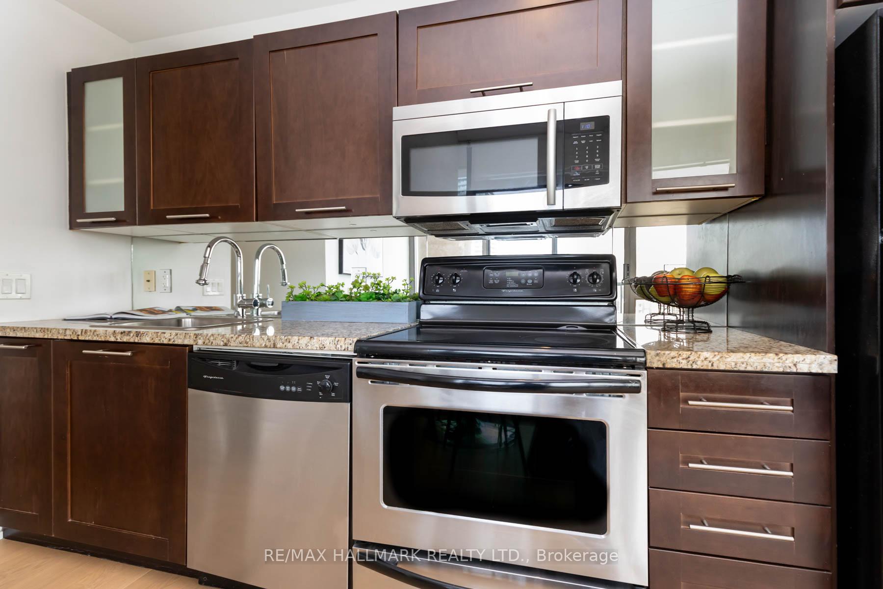 Photo 12 of Unit 1502, 33 Mill Street, Toronto, Waterfront Communities — HOMEH