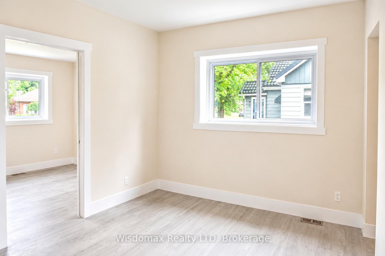 Photo 11 of 110 Queen Street S, Thorold, Thorold Downtown — HOMEH