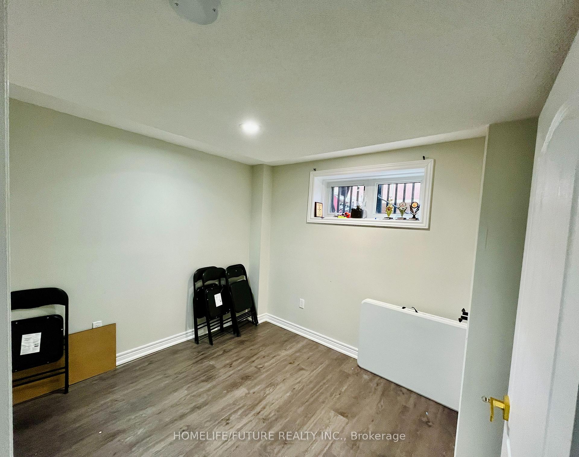Photo 7 of Unit Bsmt, 32 Darlet Avenue, Ajax, Northeast Ajax — HOMEH