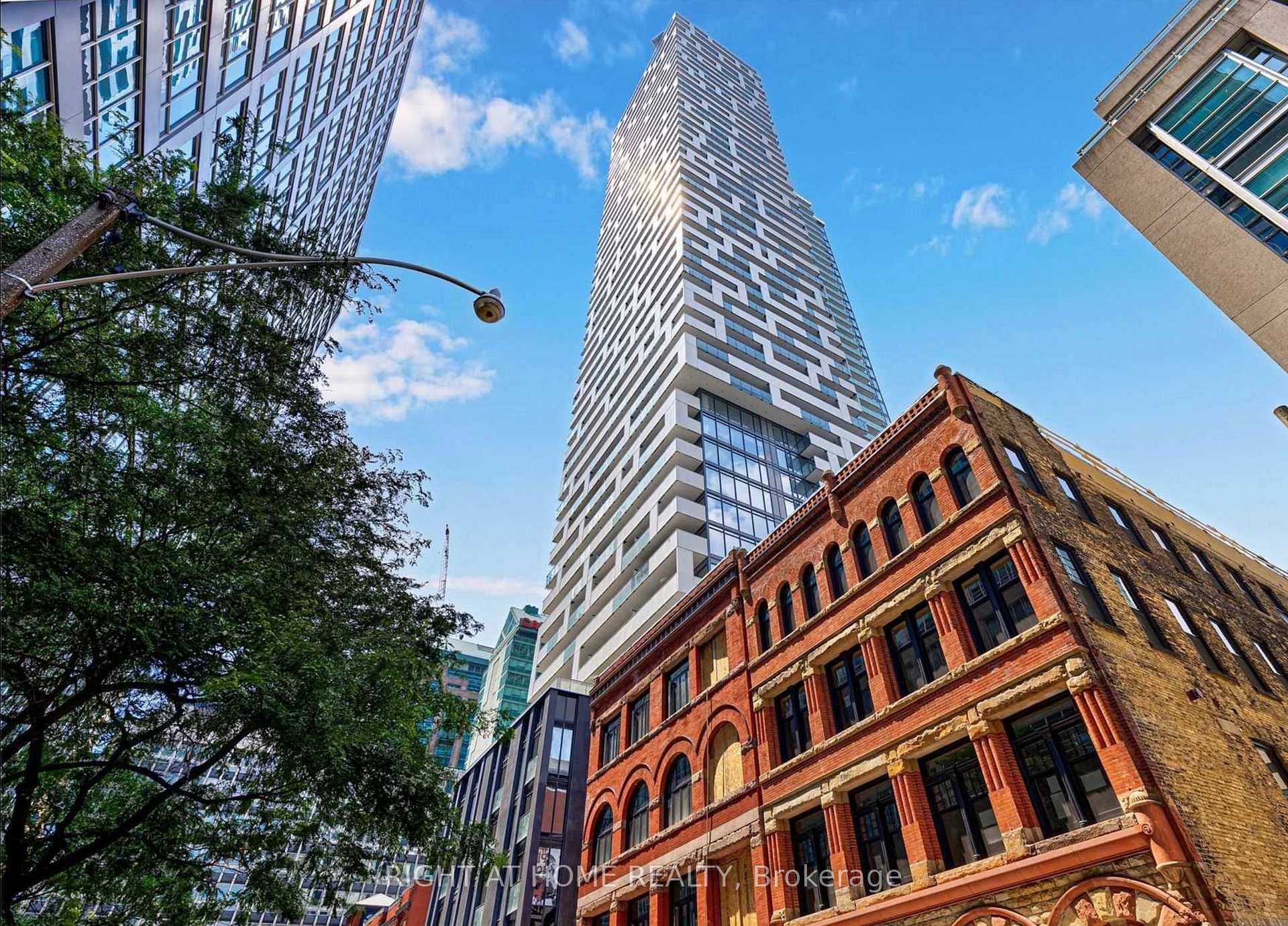 Photo 10 of Unit 0912, 25 Richmond Street E, Toronto, Church-Yonge Corridor — HOMEH