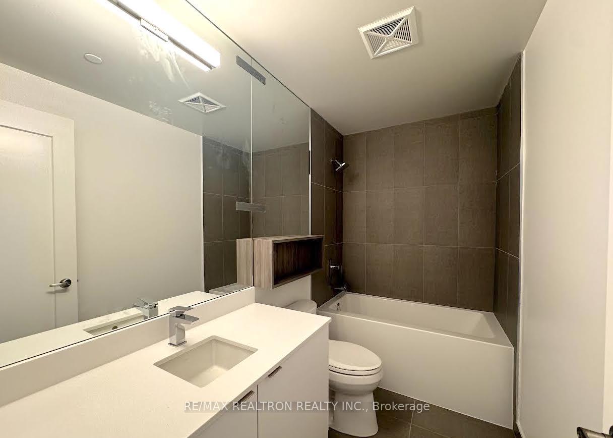 Photo 21 of Unit 2505 E, 70 Princess Street E, Toronto, Waterfront Communities — HOMEH