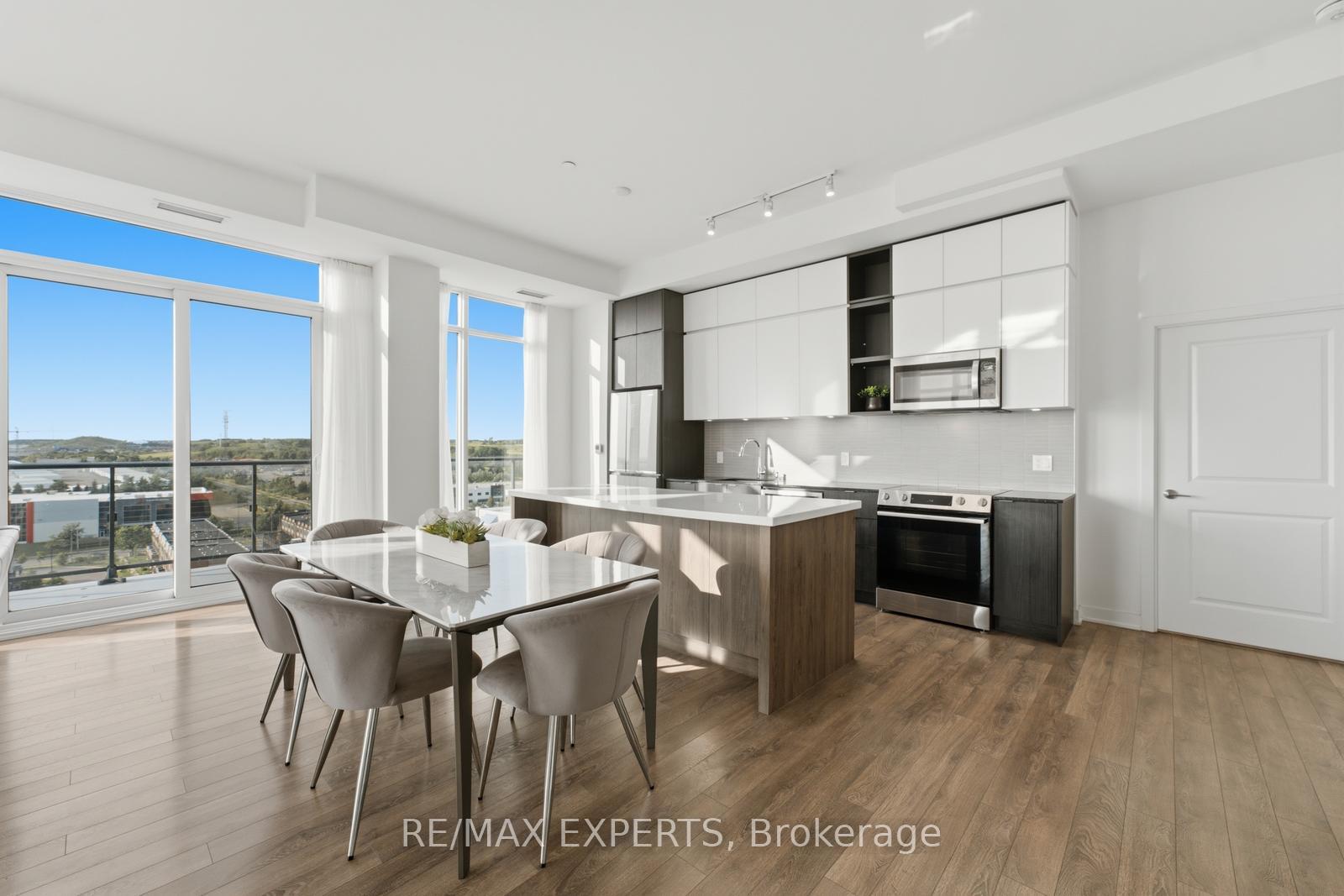 Photo 12 of Unit PH1210, 100 Eagle Rock Way, Vaughan, Rural Vaughan — HOMEH