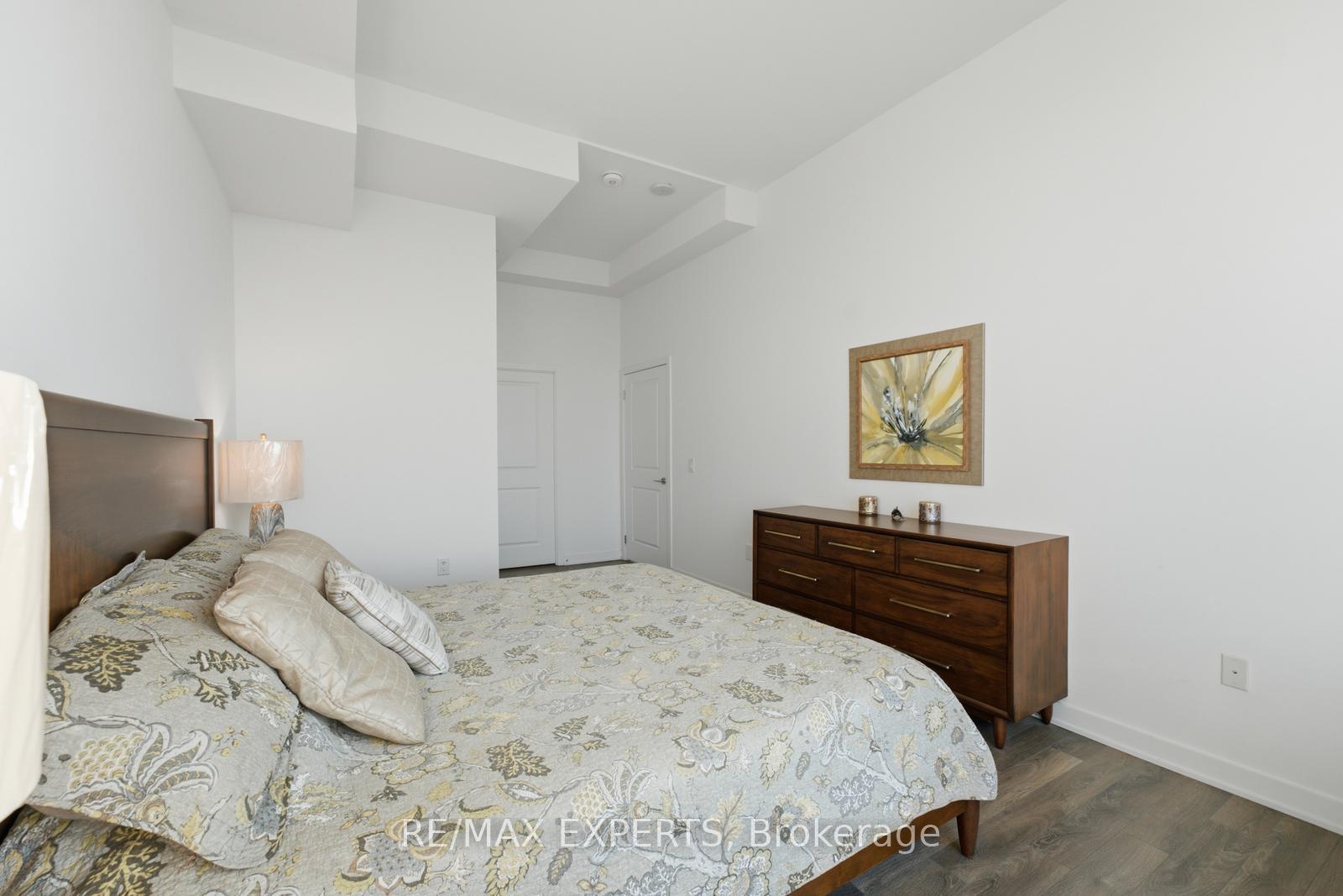 Photo 23 of Unit PH1210, 100 Eagle Rock Way, Vaughan, Rural Vaughan — HOMEH