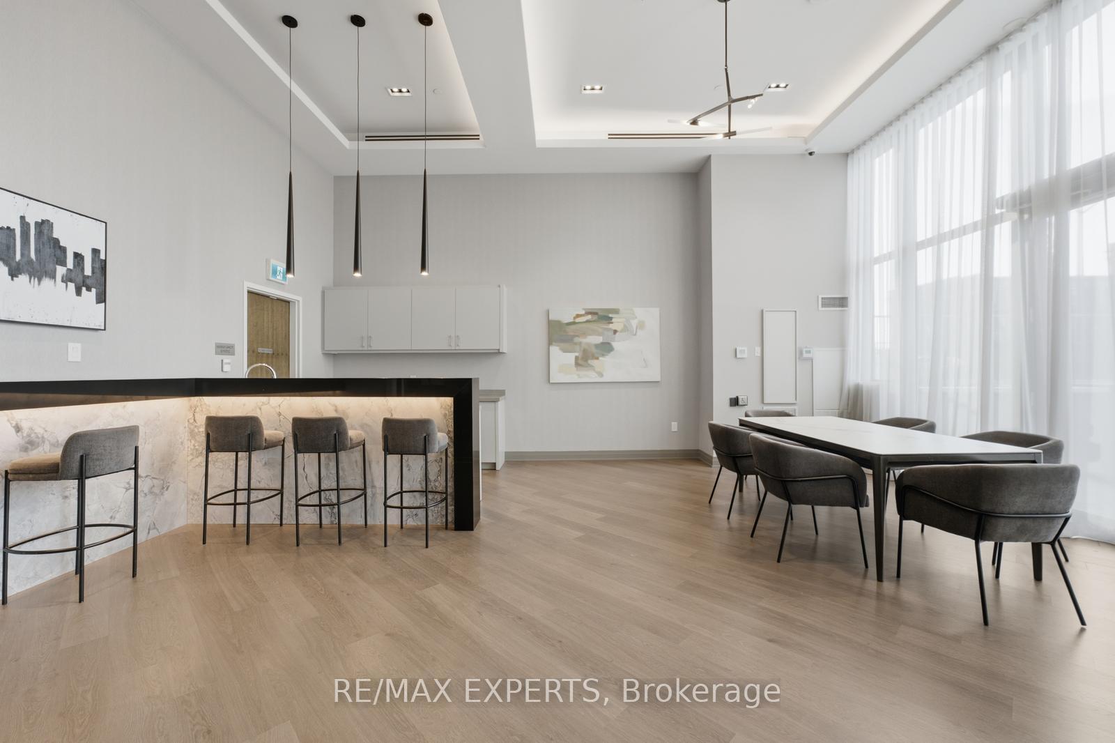 Photo 39 of Unit PH1210, 100 Eagle Rock Way, Vaughan, Rural Vaughan — HOMEH