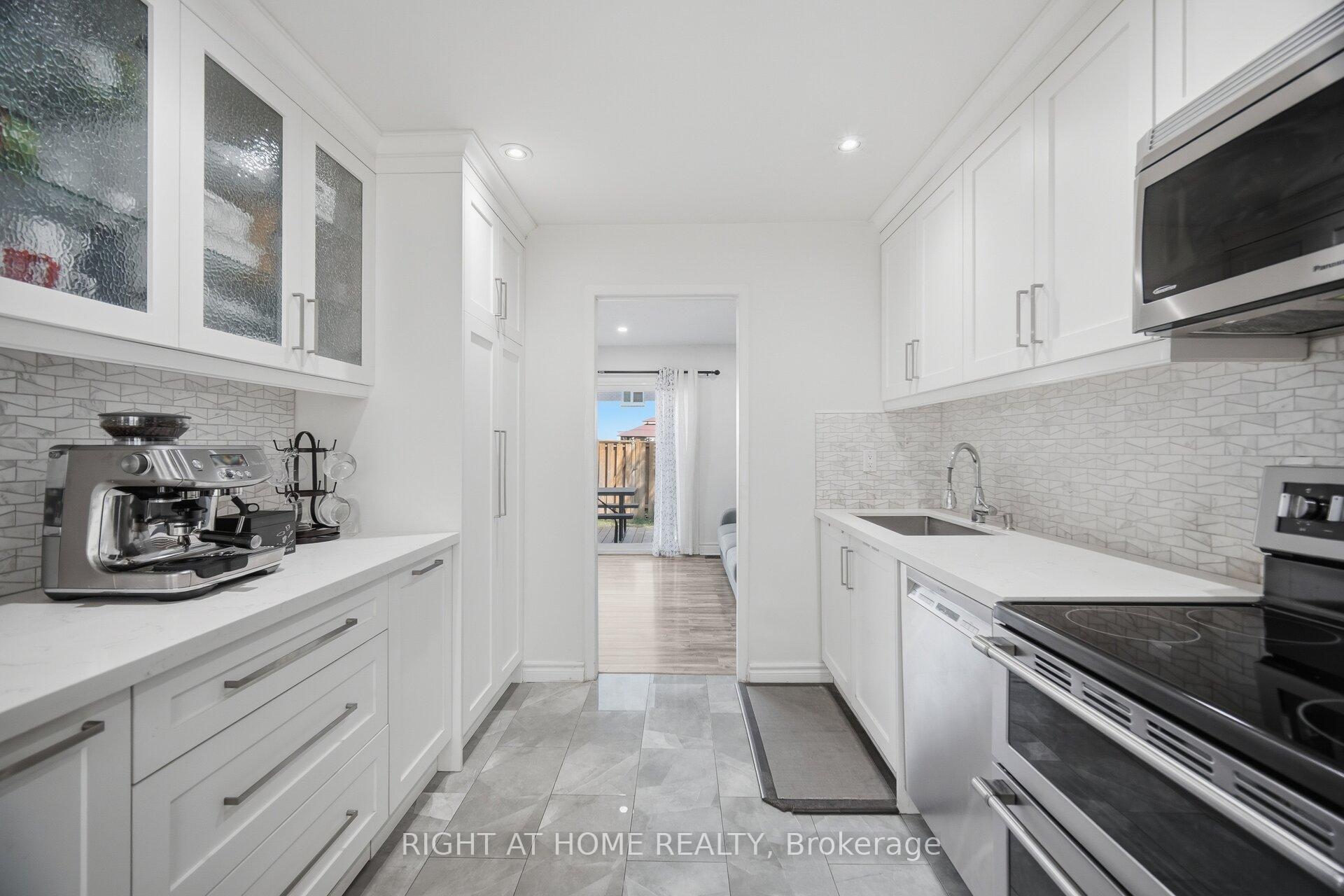 Photo 8 of Unit 55, 71 Cass Avenue, Scarborough, Tam O'Shanter-Sullivan — HOMEH