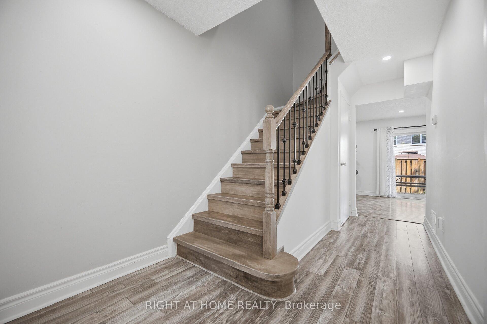 Photo 12 of Unit 55, 71 Cass Avenue, Scarborough, Tam O'Shanter-Sullivan — HOMEH