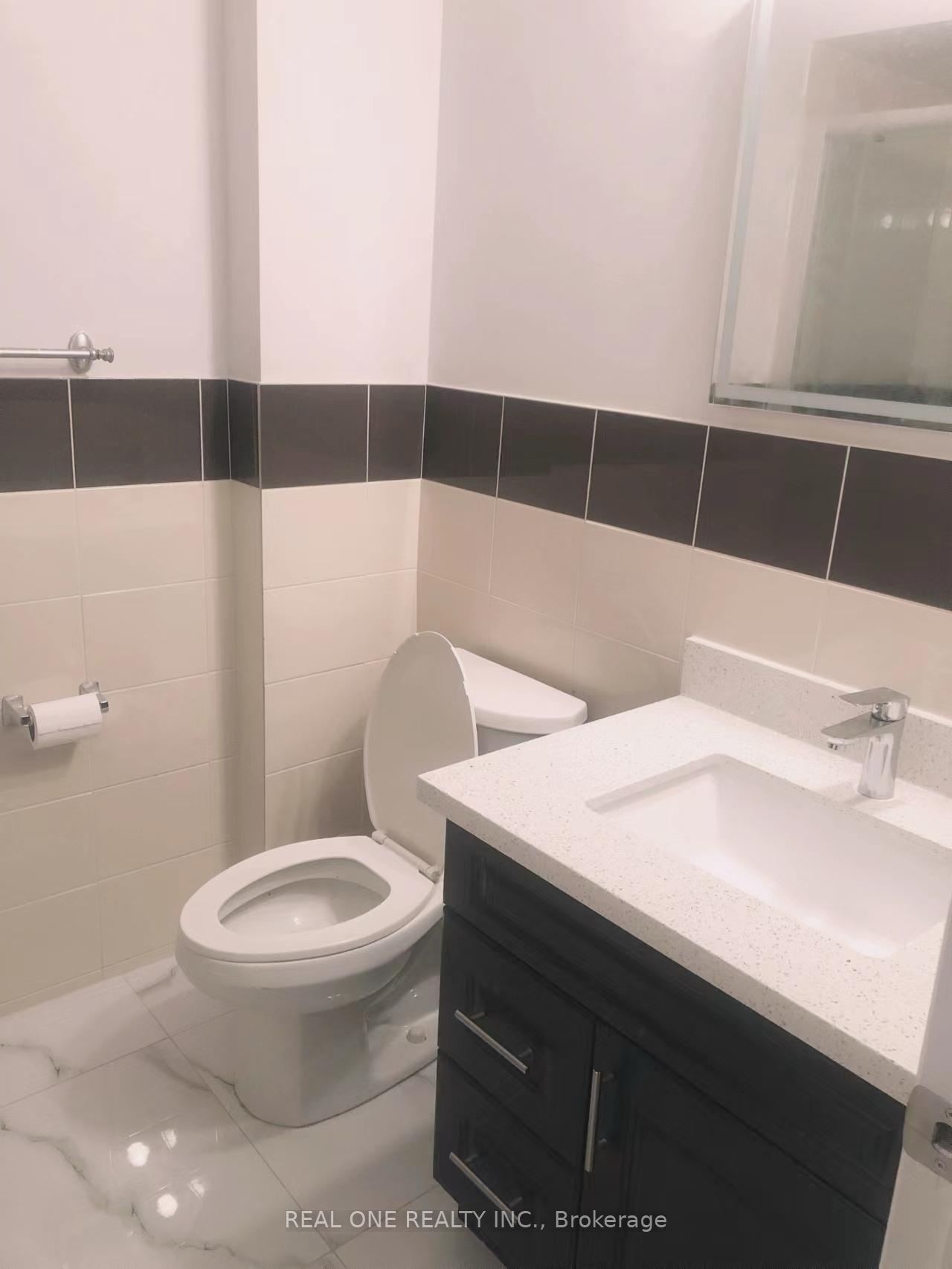 Photo 13 of Unit Upper L, 14 La Peer Boulevard, Scarborough, L'Amoreaux — HOMEH