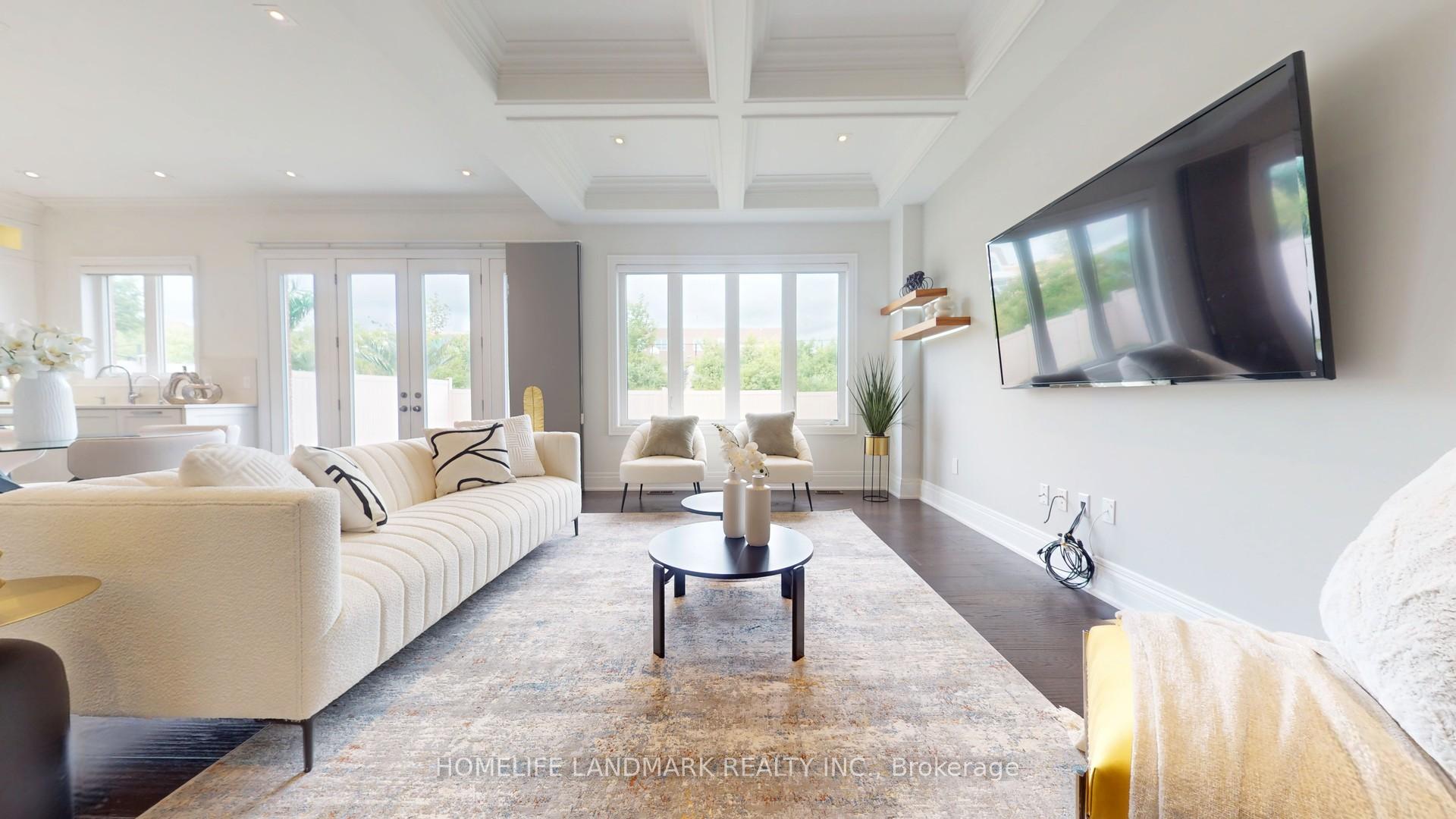 Photo 12 of 402 Farrell Road, Vaughan, Patterson — HOMEH