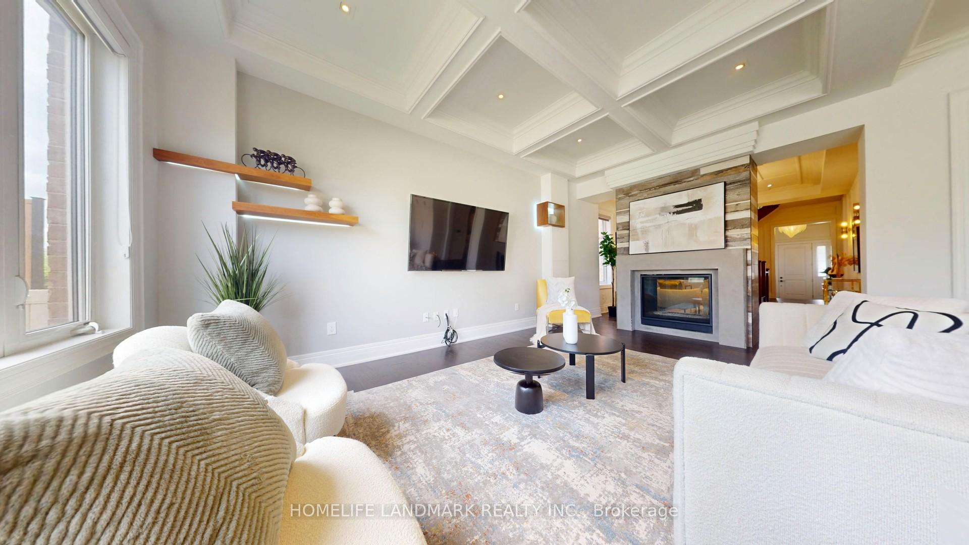 Photo 46 of 402 Farrell Road, Vaughan, Patterson — HOMEH