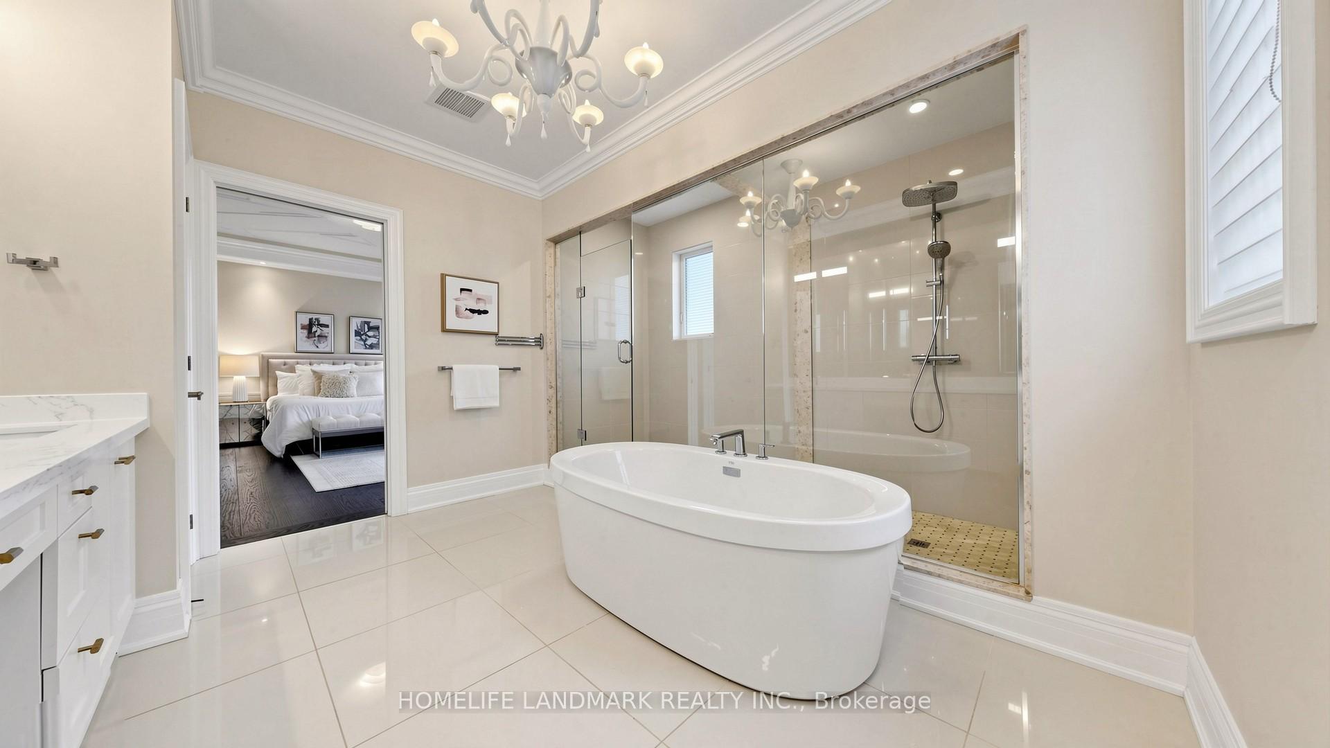 Photo 29 of 402 Farrell Road, Vaughan, Patterson — HOMEH