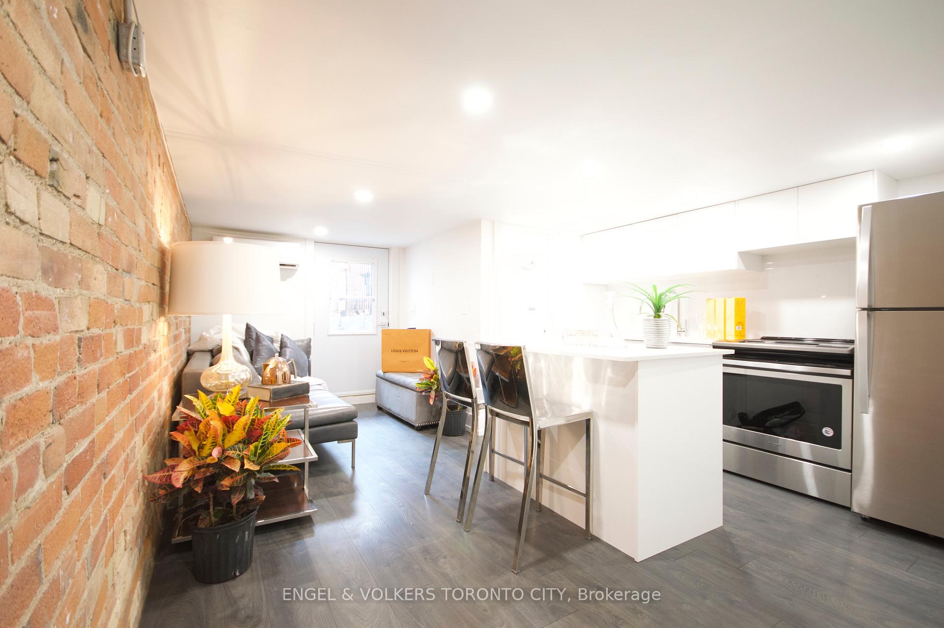 Photo 3 of Unit Lower 1, 173 Carlton Street, Toronto, Cabbagetown-South St. James Town — HOMEH