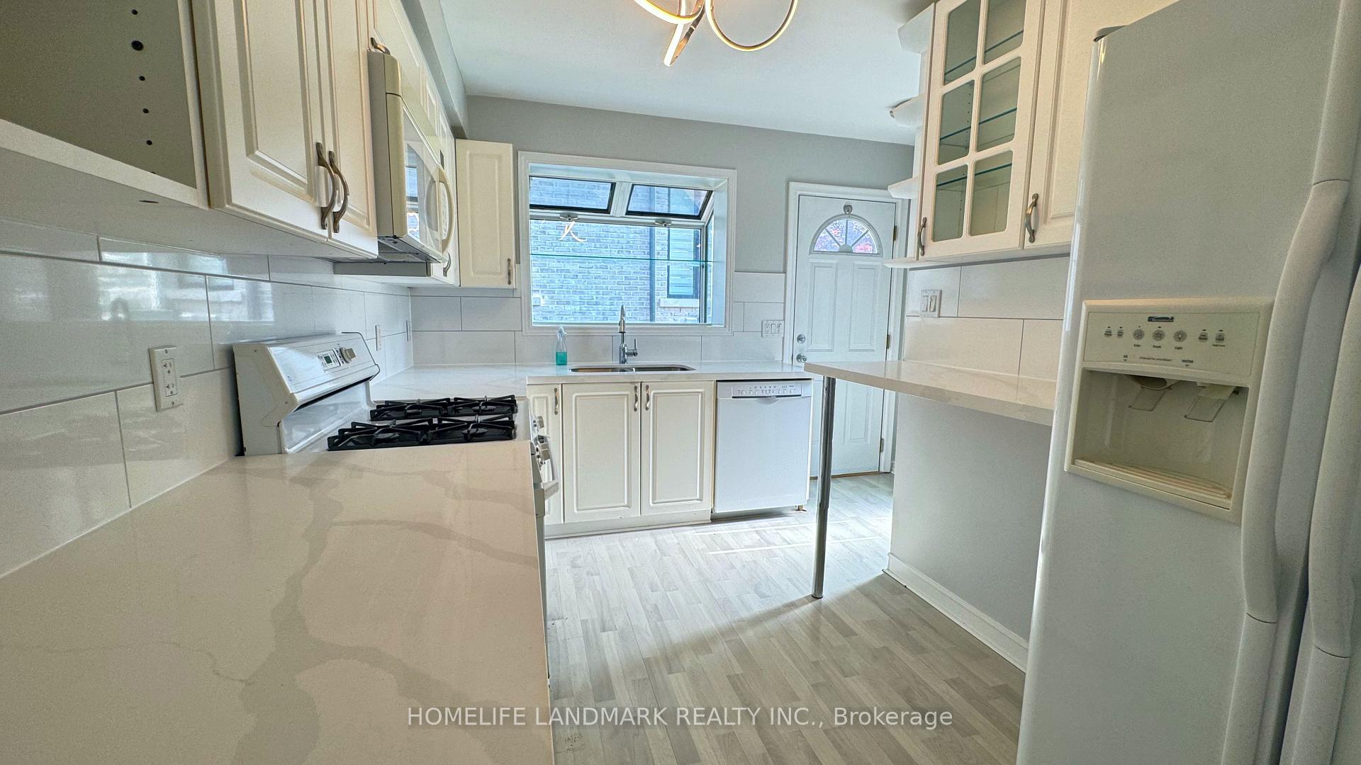 Photo 11 of 7 Talisman Crescent, Markham, Old Markham Village — HOMEH