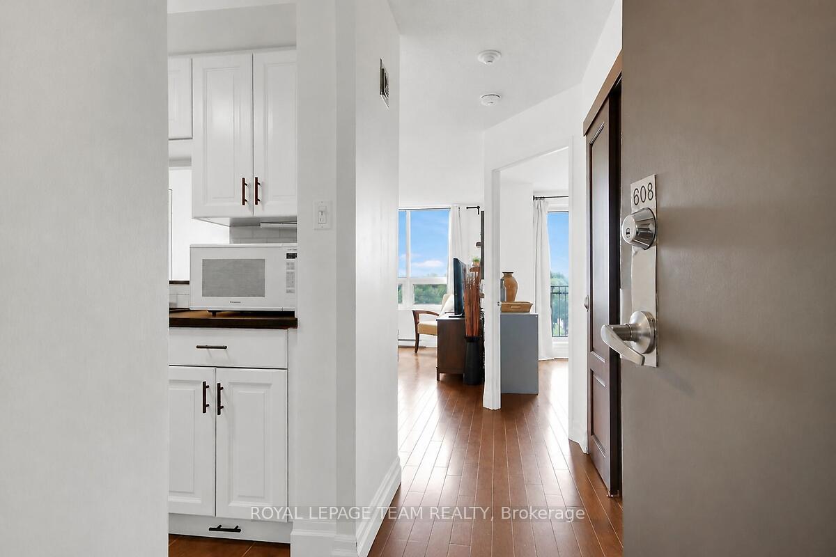 Photo 6 of Unit 608, 35 Holland Avenue, Ottawa, Ottawa West — HOMEH