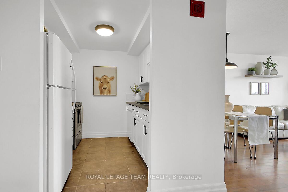 Photo 8 of Unit 608, 35 Holland Avenue, Ottawa, Ottawa West — HOMEH