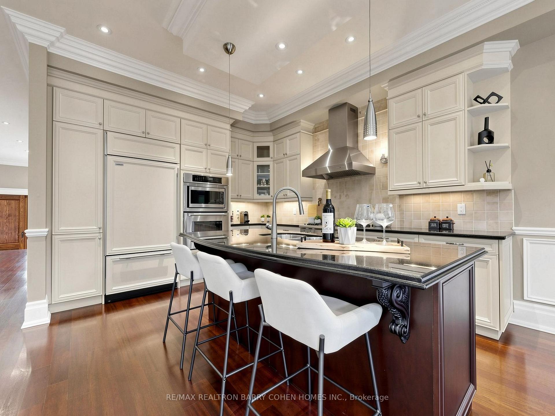 Photo 17 of 219 Hillsdale Avenue E, Toronto, Mount Pleasant West — HOMEH