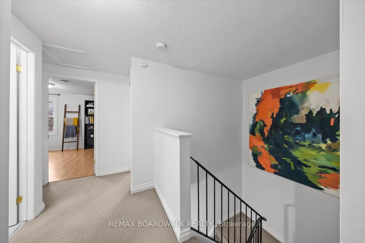 Photo 13 of Unit 18, 2126 Eric Crescent, Ottawa, Pineview — HOMEH
