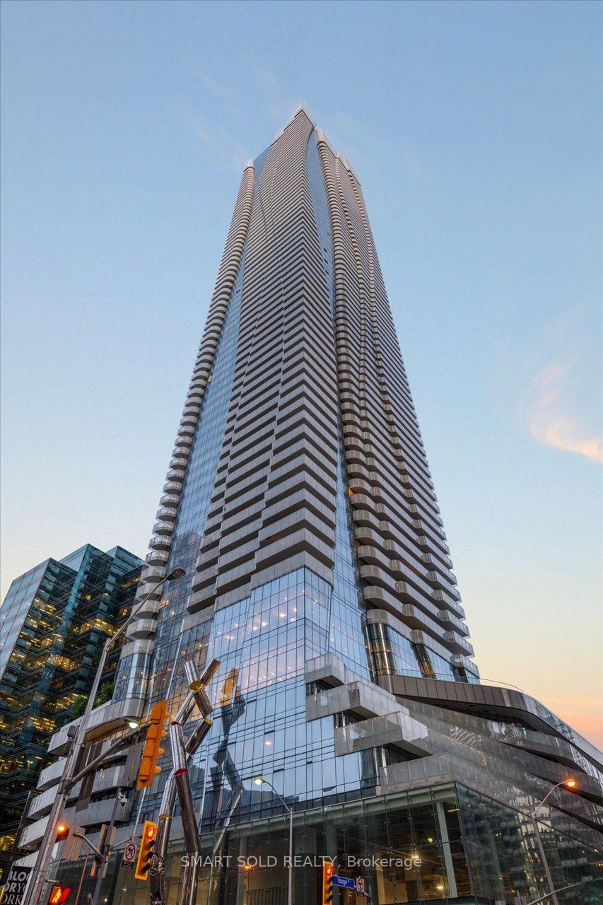 Photo 2 of Unit 4002, 1 Bloor Street E, Toronto, Church-Yonge Corridor — HOMEH