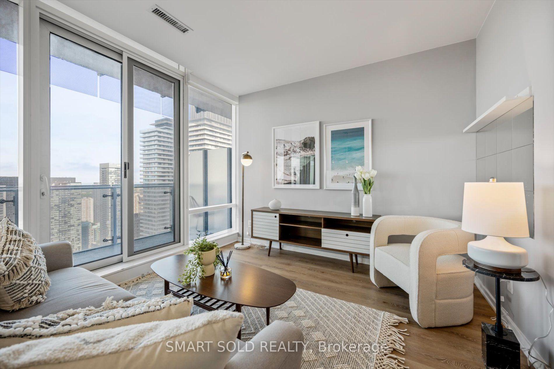 Photo 8 of Unit 4002, 1 Bloor Street E, Toronto, Church-Yonge Corridor — HOMEH