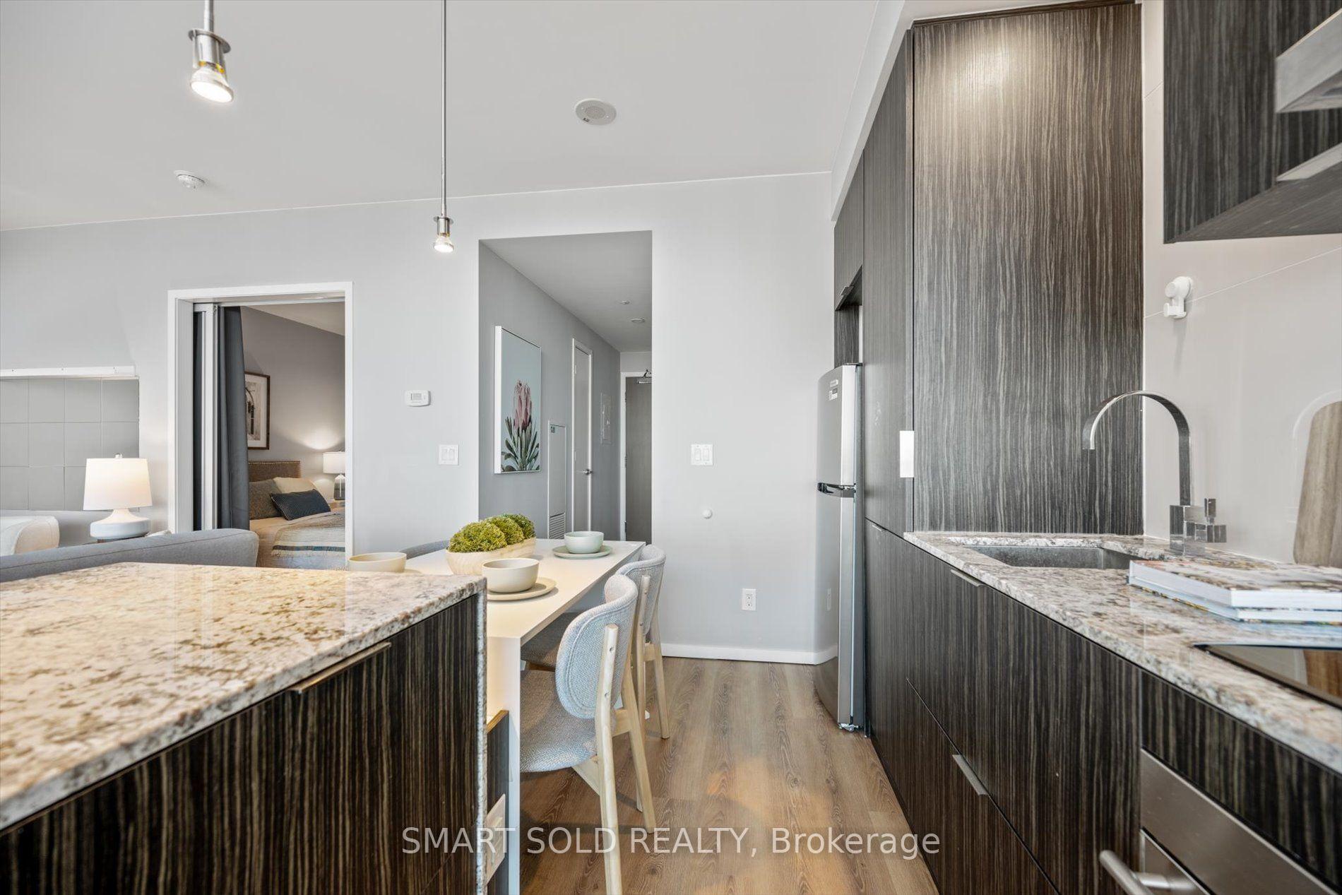 Photo 13 of Unit 4002, 1 Bloor Street E, Toronto, Church-Yonge Corridor — HOMEH