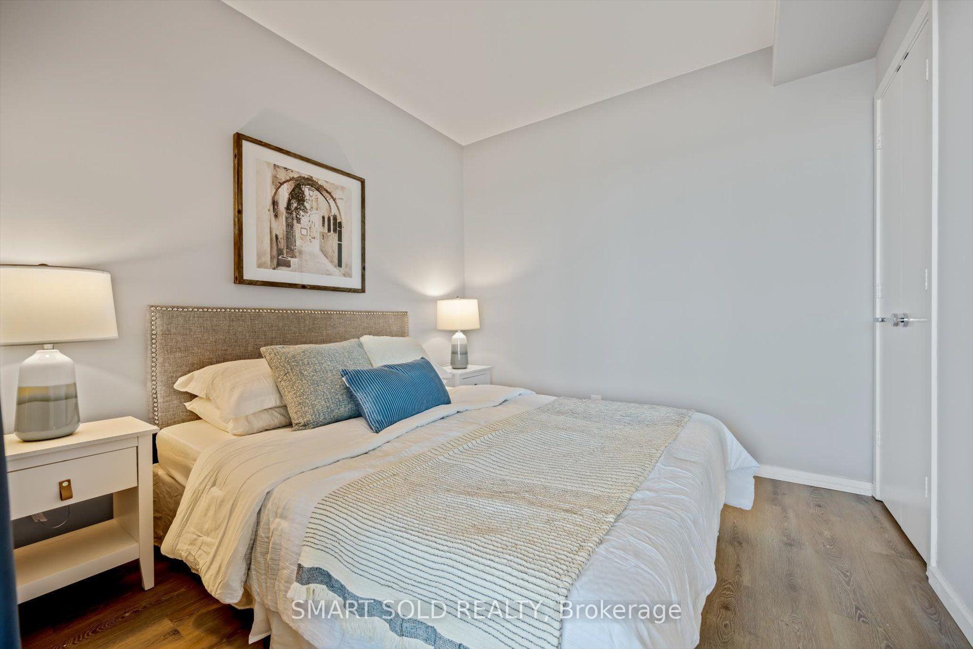 Photo 14 of Unit 4002, 1 Bloor Street E, Toronto, Church-Yonge Corridor — HOMEH