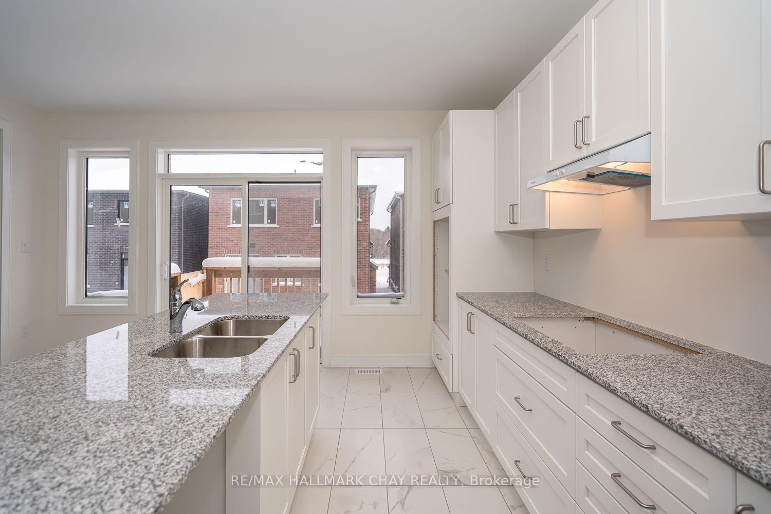 Photo 13 of 28 Mundell Road, Erin — HOMEH