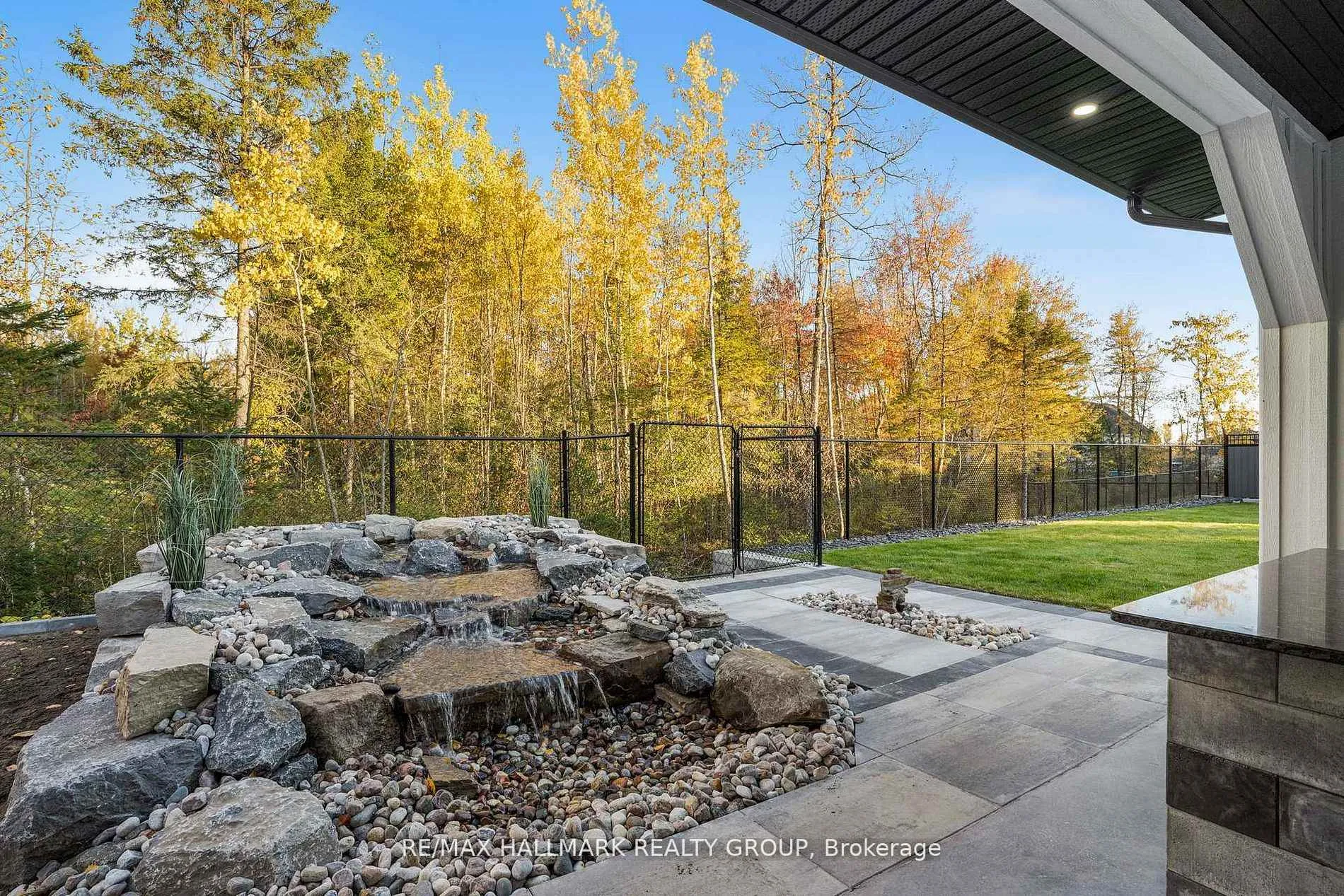 Photo 22 of 55 De La Seignerie Estates, Champlain, Champlain Twp — HOMEH
