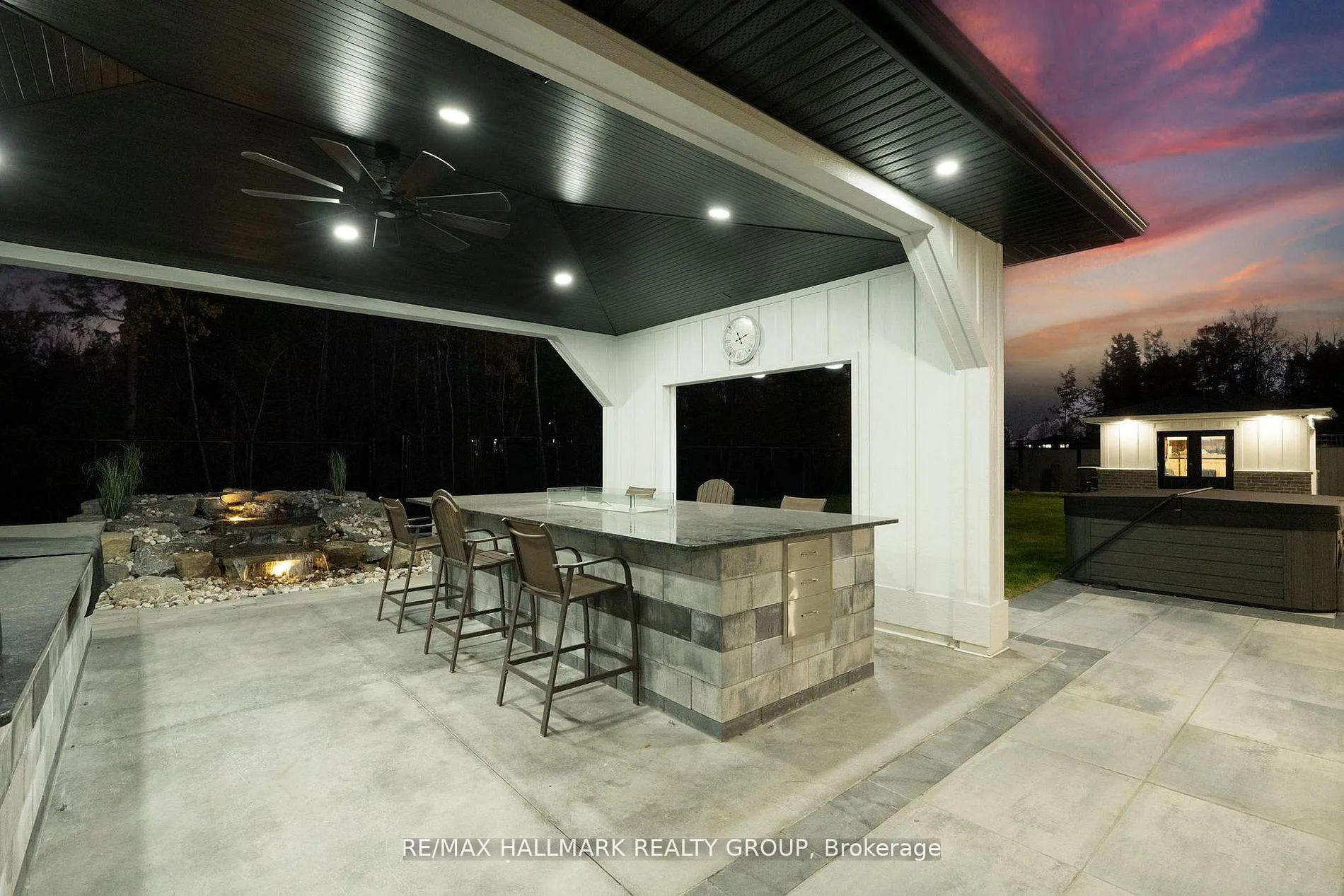 Photo 29 of 55 De La Seignerie Estates, Champlain, Champlain Twp — HOMEH