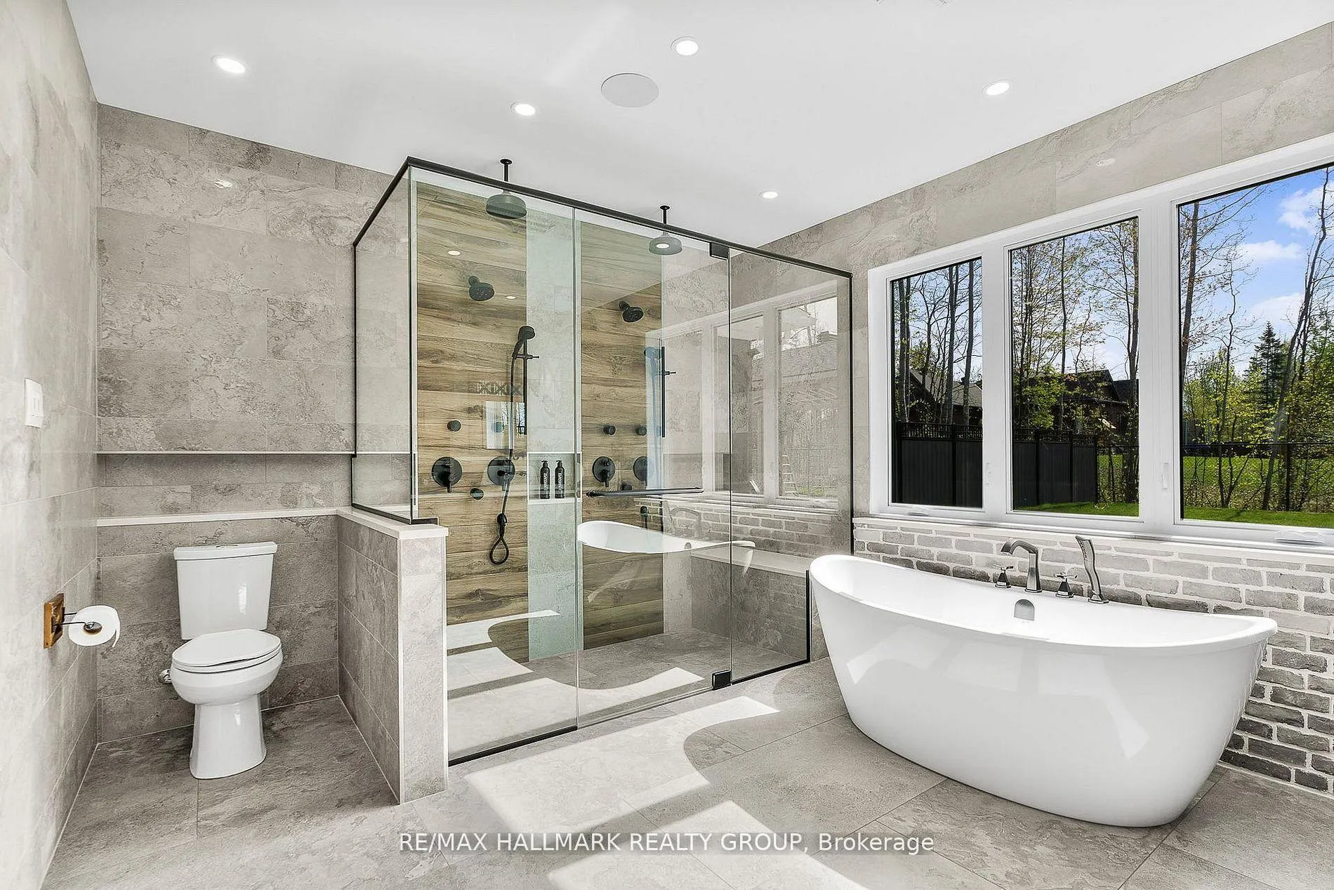 Photo 39 of 55 De La Seignerie Estates, Champlain, Champlain Twp — HOMEH