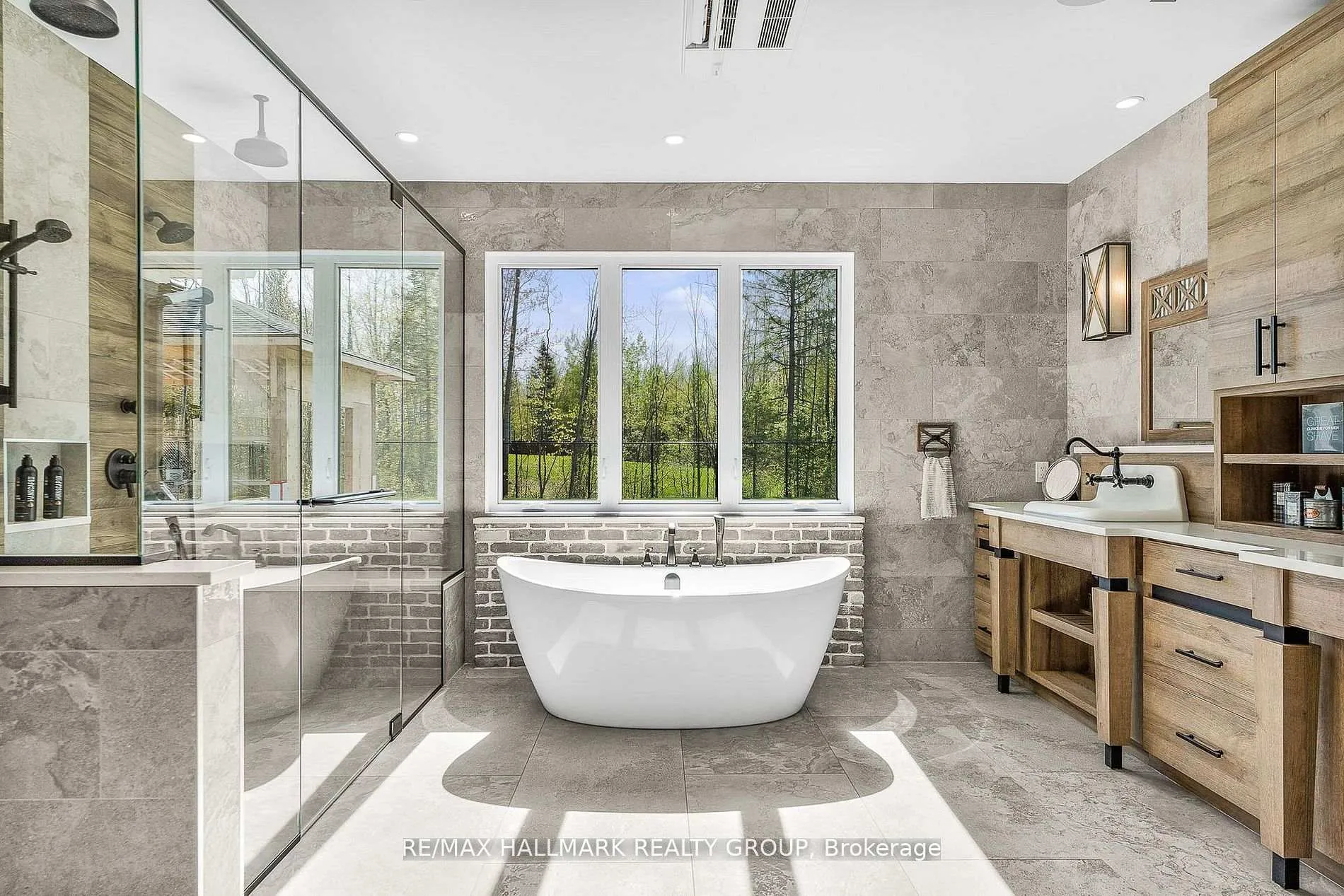 Photo 35 of 55 De La Seignerie Estates, Champlain, Champlain Twp — HOMEH
