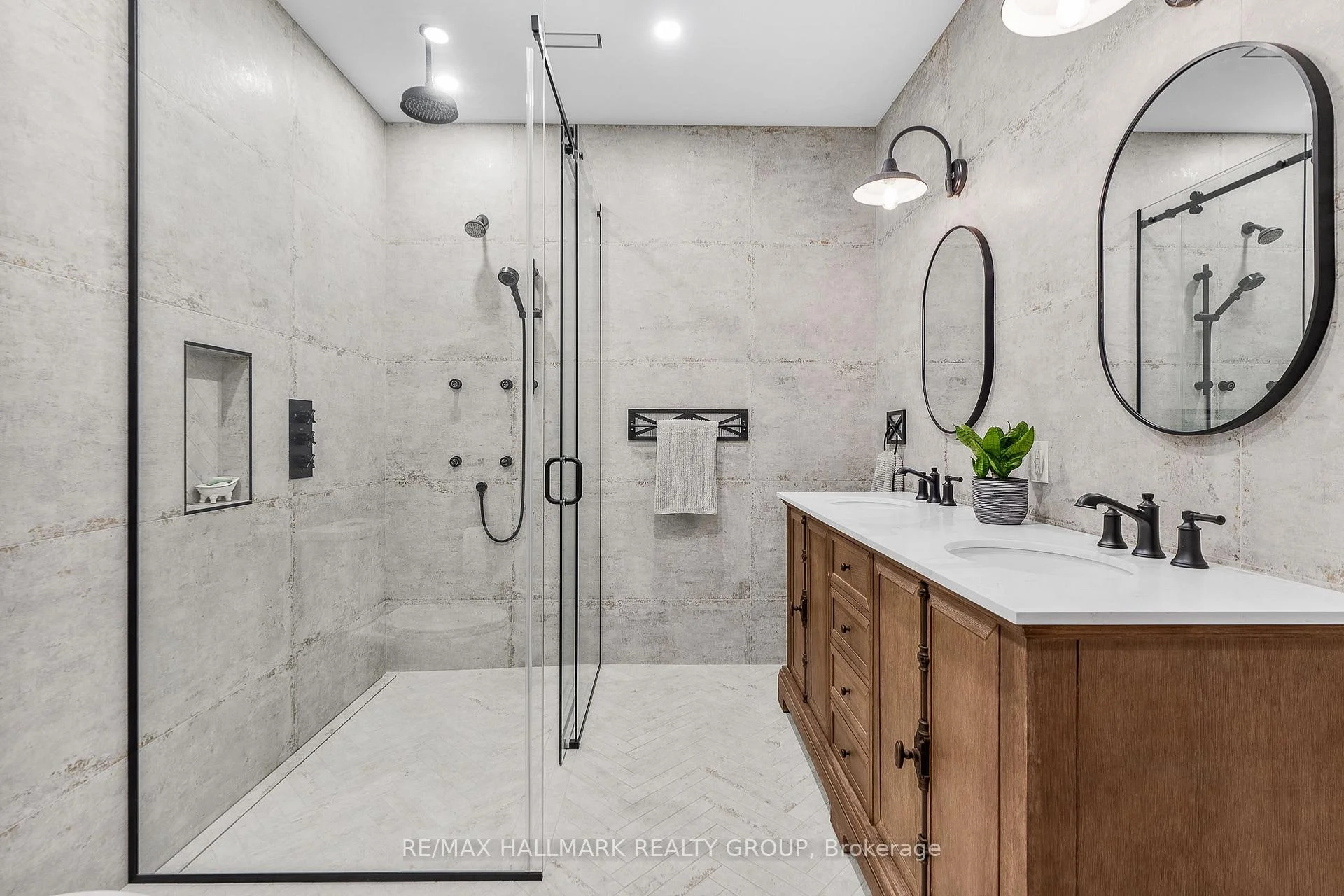 Photo 78 of 55 De La Seignerie Estates, Champlain, Champlain Twp — HOMEH