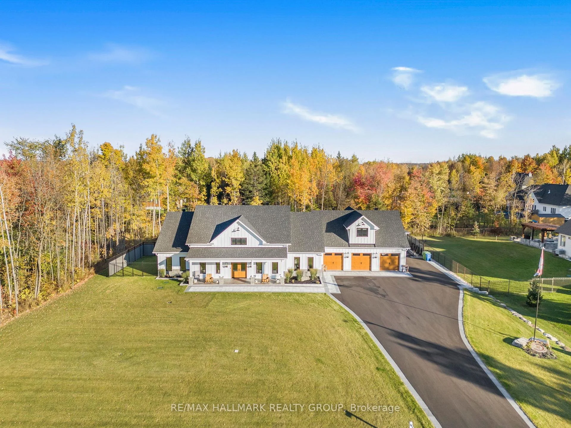 Photo 12 of 55 De La Seignerie Estates, Champlain, Champlain Twp — HOMEH