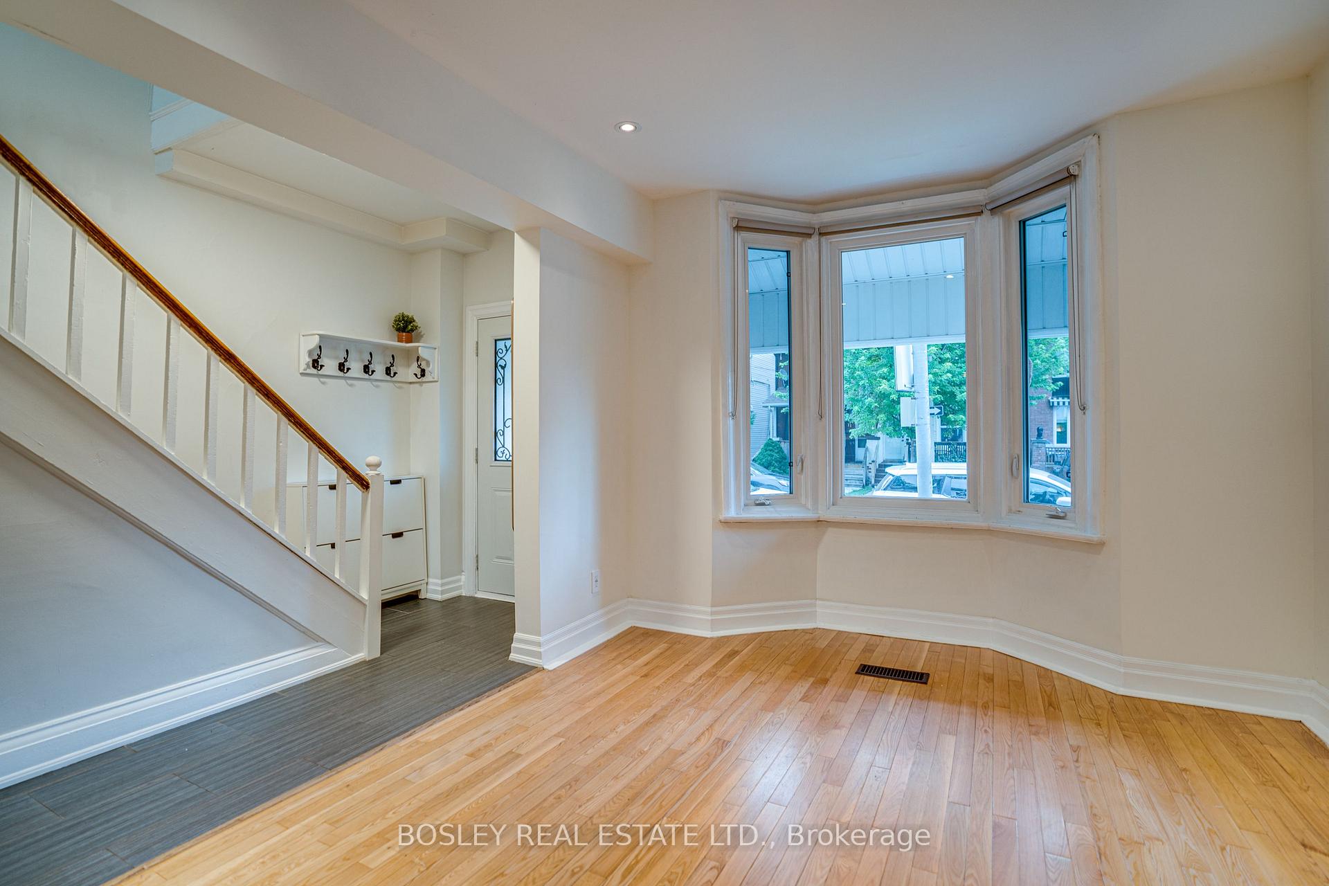 Photo 6 of 20 Connaught Avenue, Toronto, Greenwood-Coxwell — HOMEH