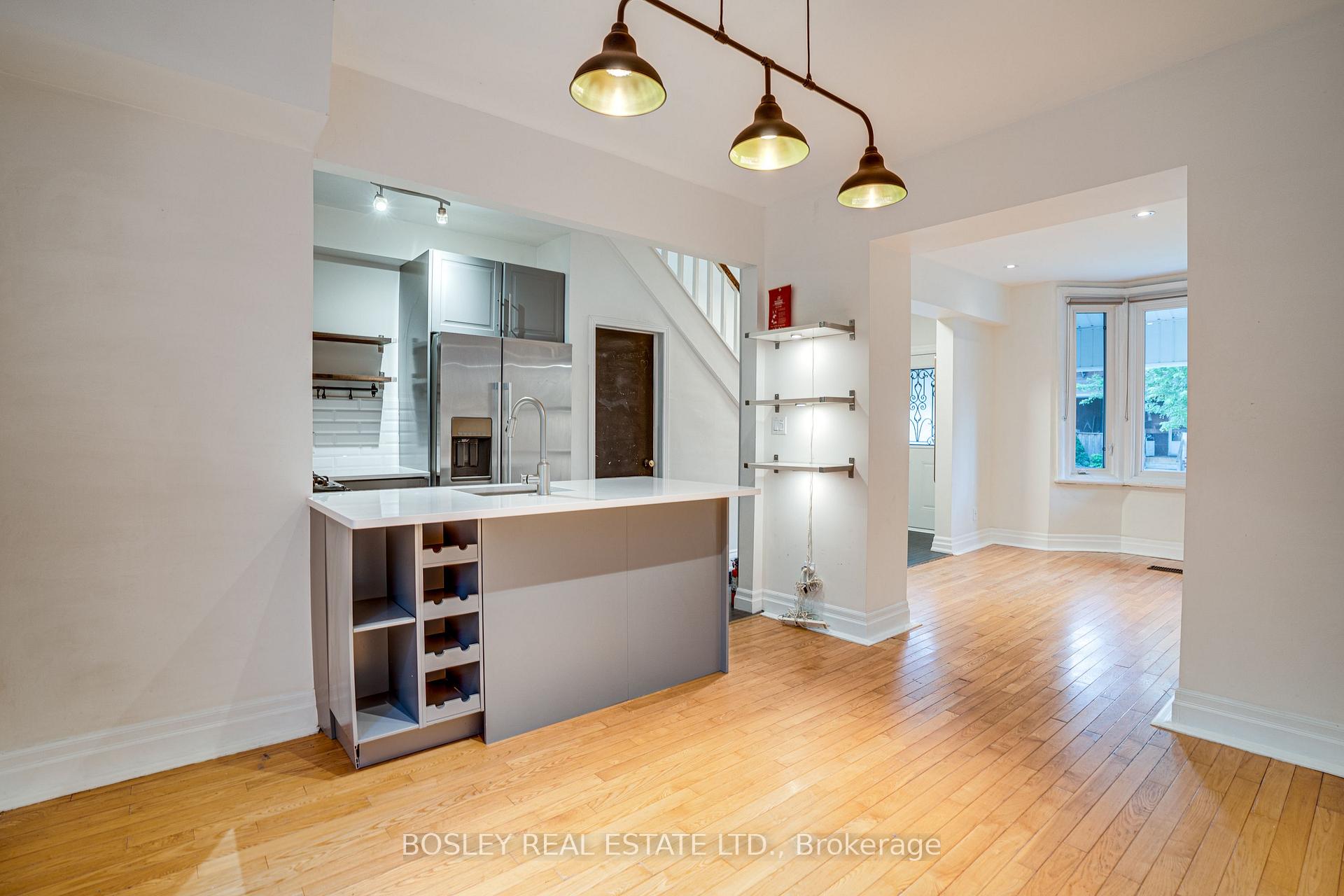 Photo 13 of 20 Connaught Avenue, Toronto, Greenwood-Coxwell — HOMEH