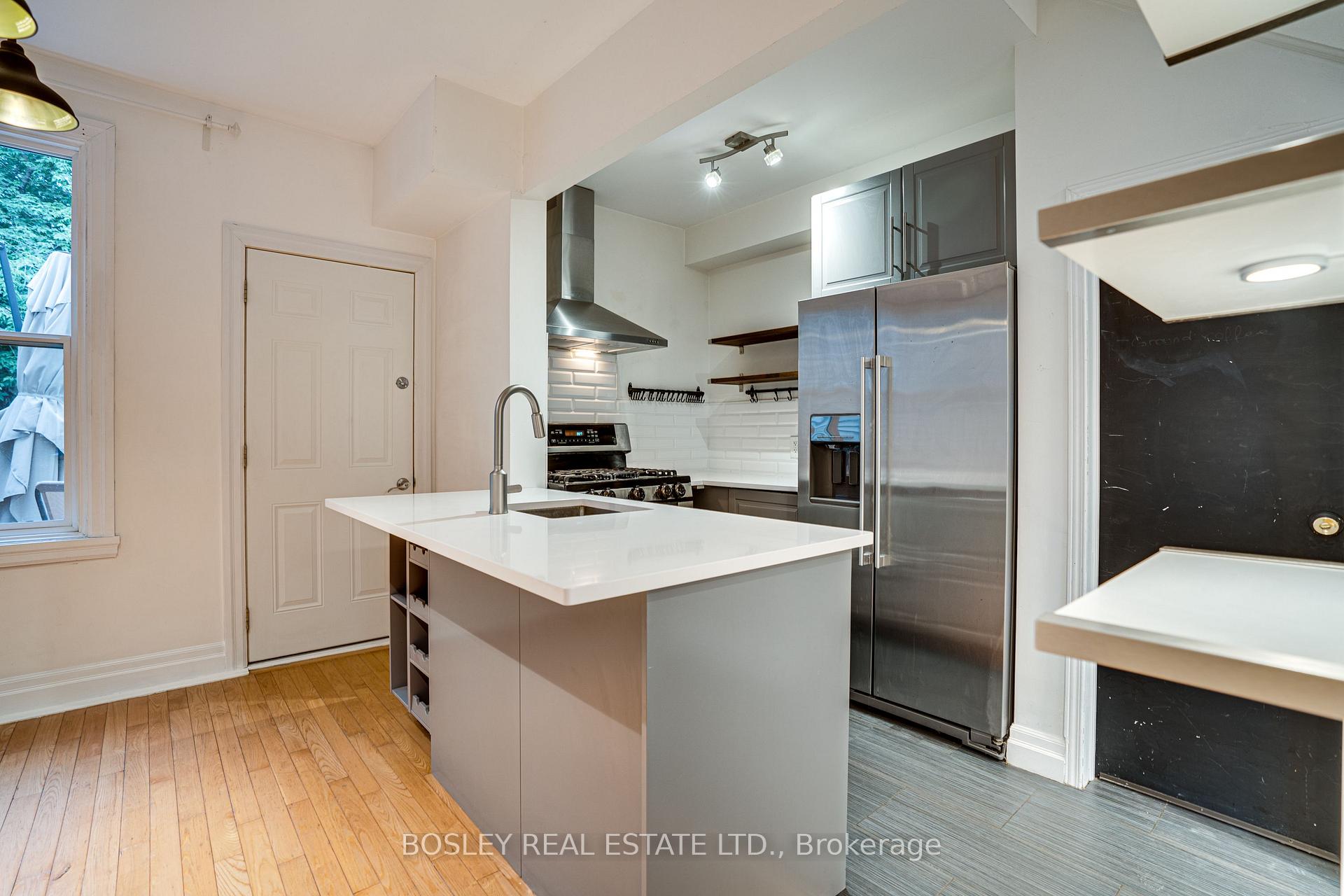 Photo 16 of 20 Connaught Avenue, Toronto, Greenwood-Coxwell — HOMEH