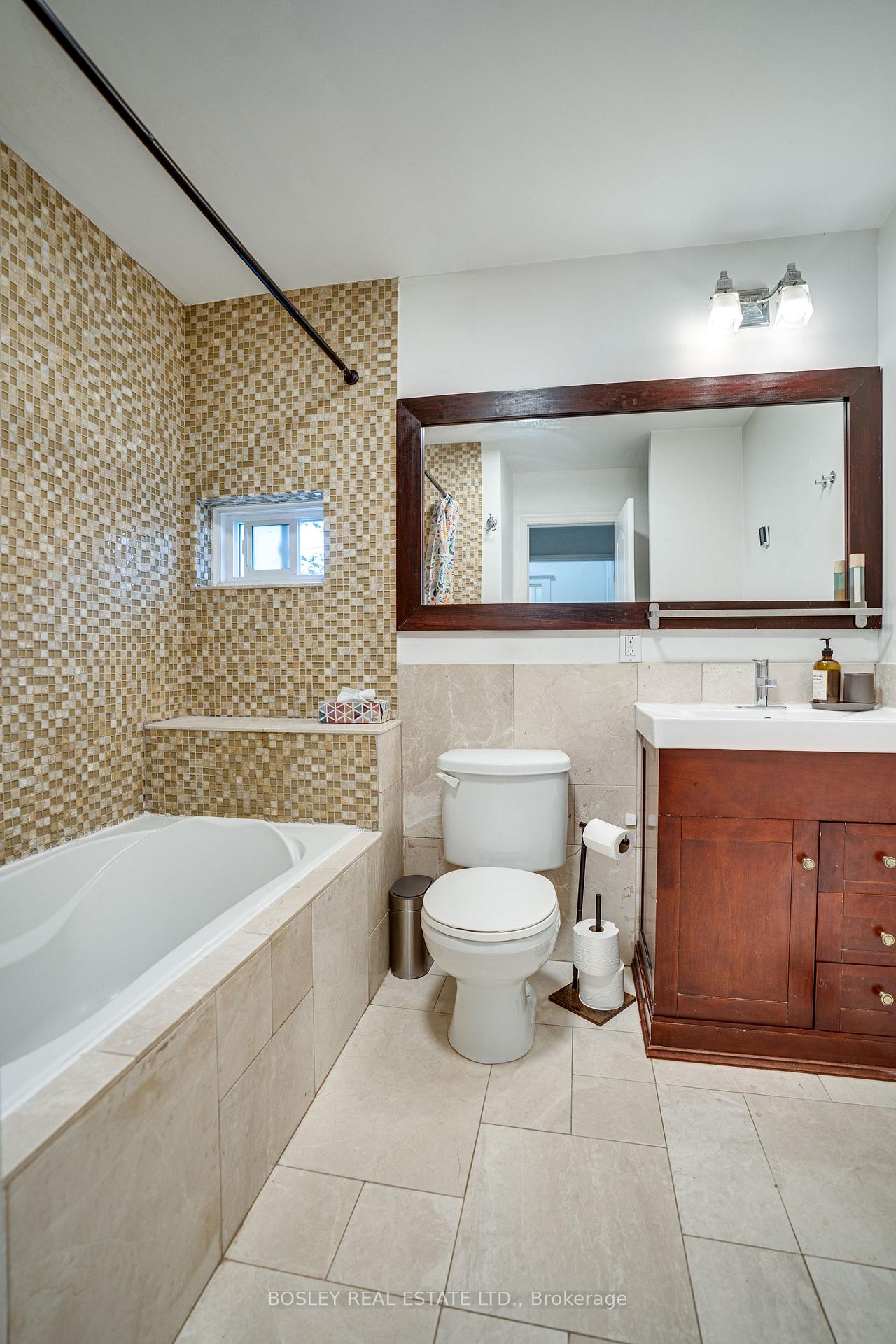 Photo 24 of 20 Connaught Avenue, Toronto, Greenwood-Coxwell — HOMEH