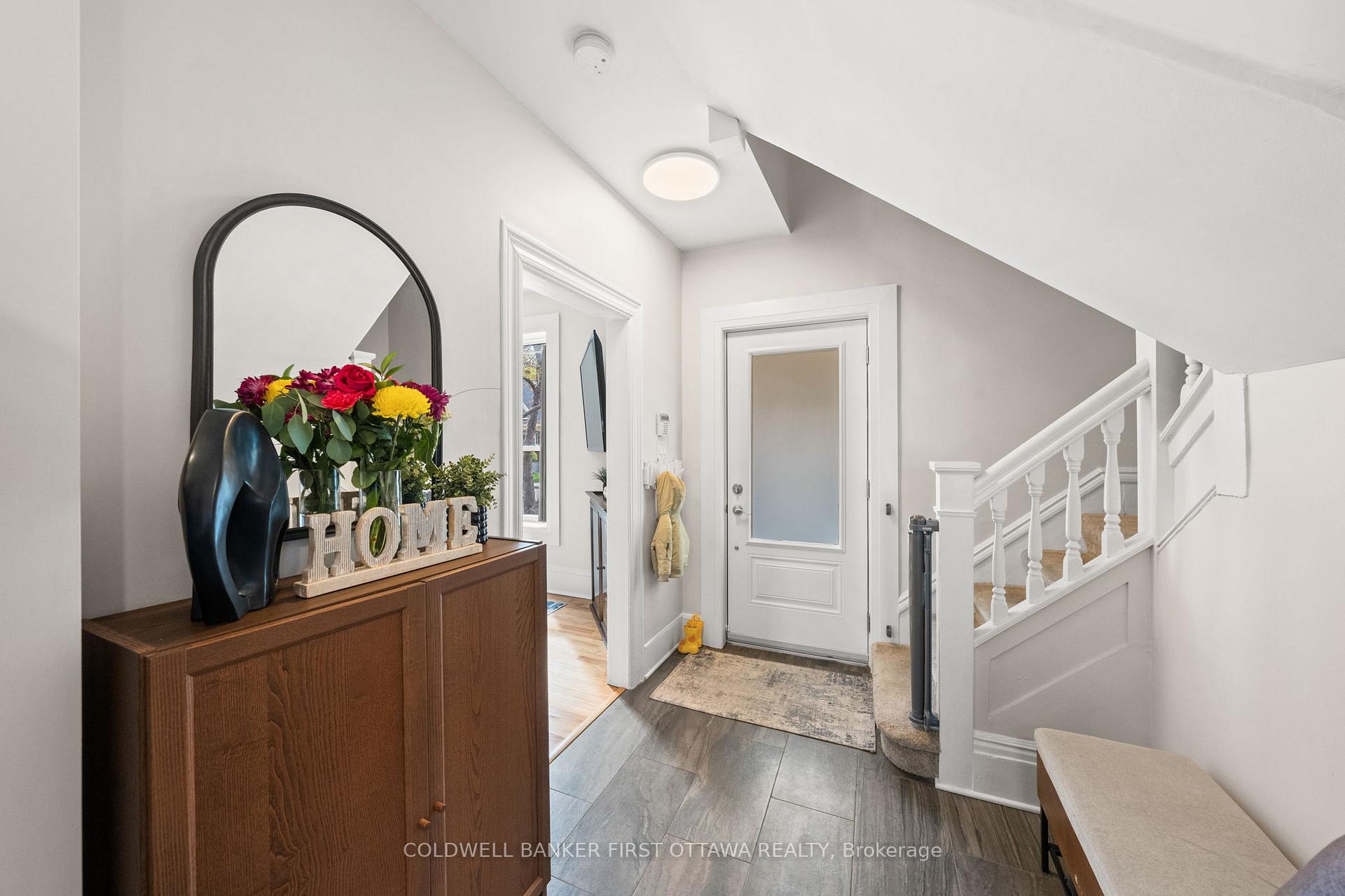 Photo 3 of 25 Clegg Street, Ottawa, Ottawa East — HOMEH