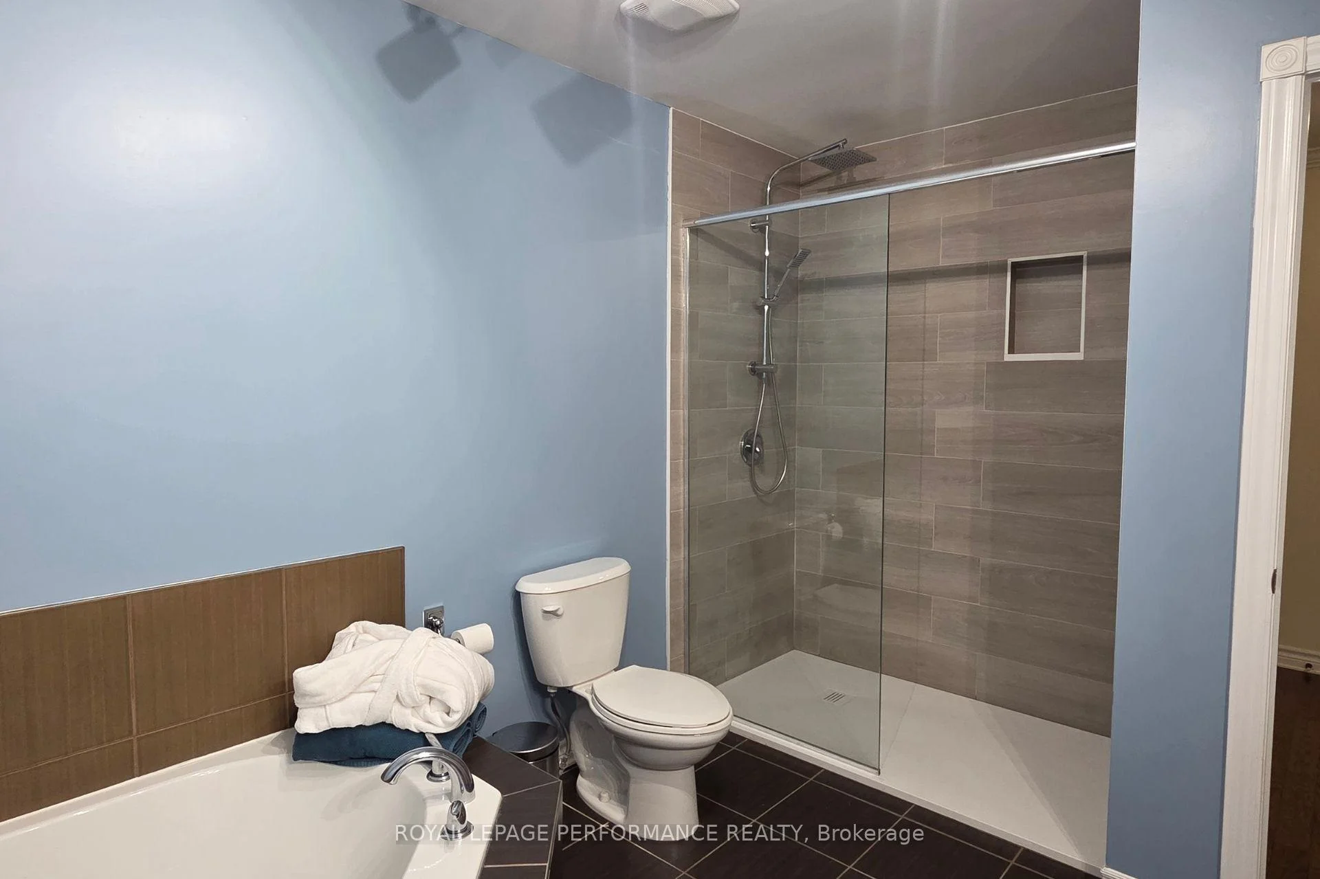 Photo 20 of 71 Mayer Street, The Nation, Limoges — HOMEH