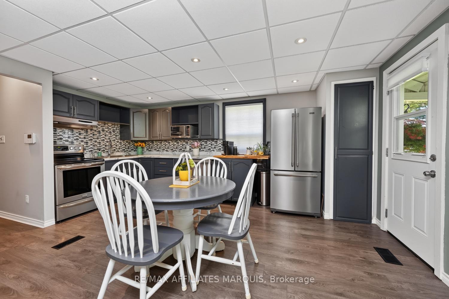 Photo 7 of 12 Churchill Crescent, Smiths Falls, Smiths Falls — HOMEH
