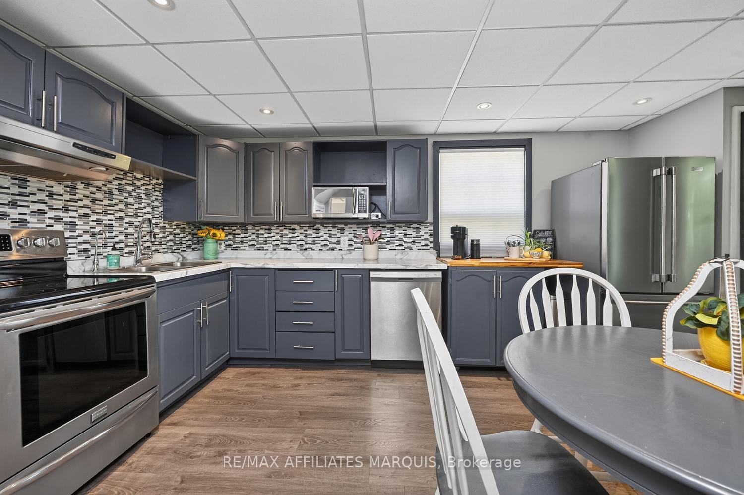 Photo 10 of 12 Churchill Crescent, Smiths Falls, Smiths Falls — HOMEH