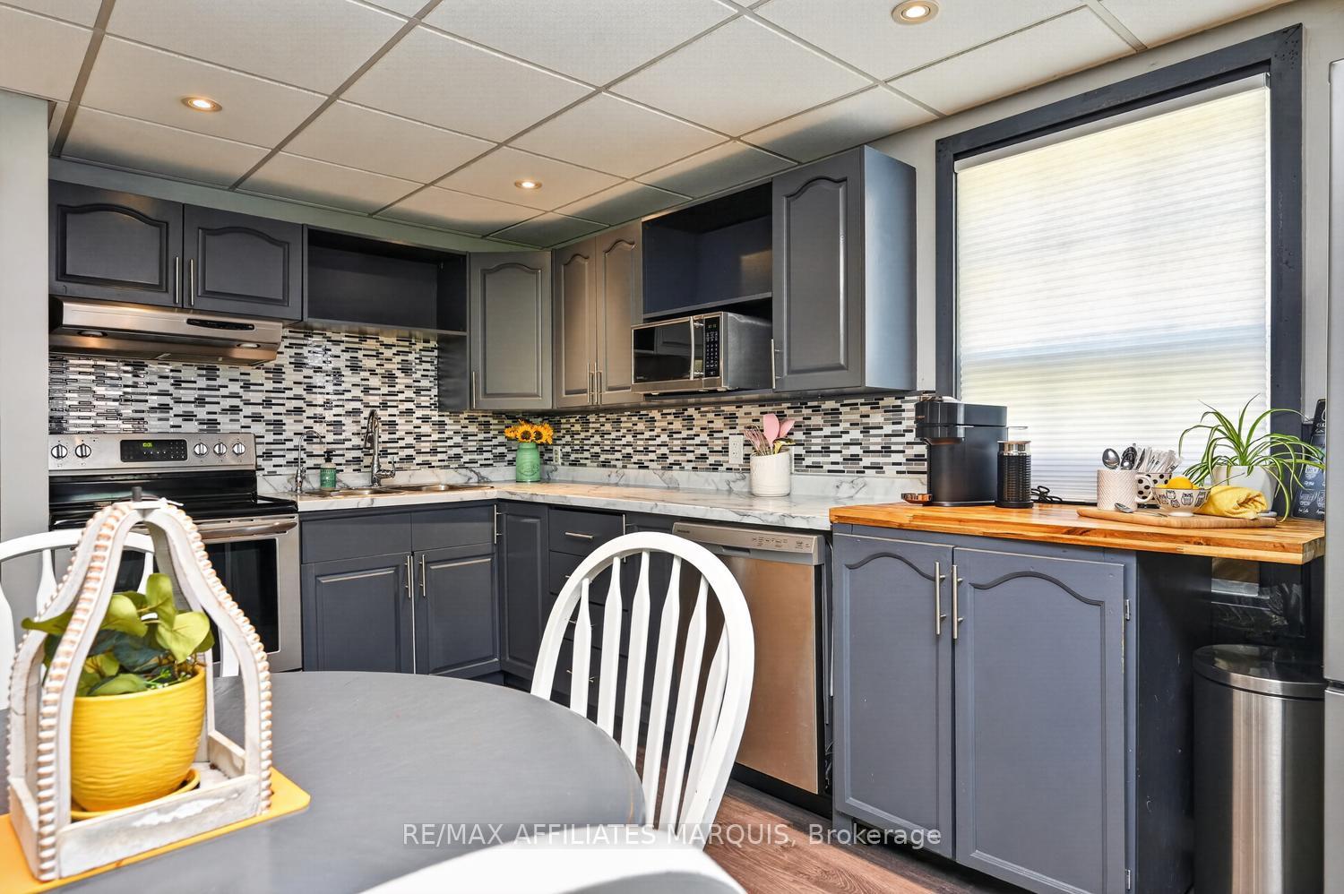 Photo 12 of 12 Churchill Crescent, Smiths Falls, Smiths Falls — HOMEH