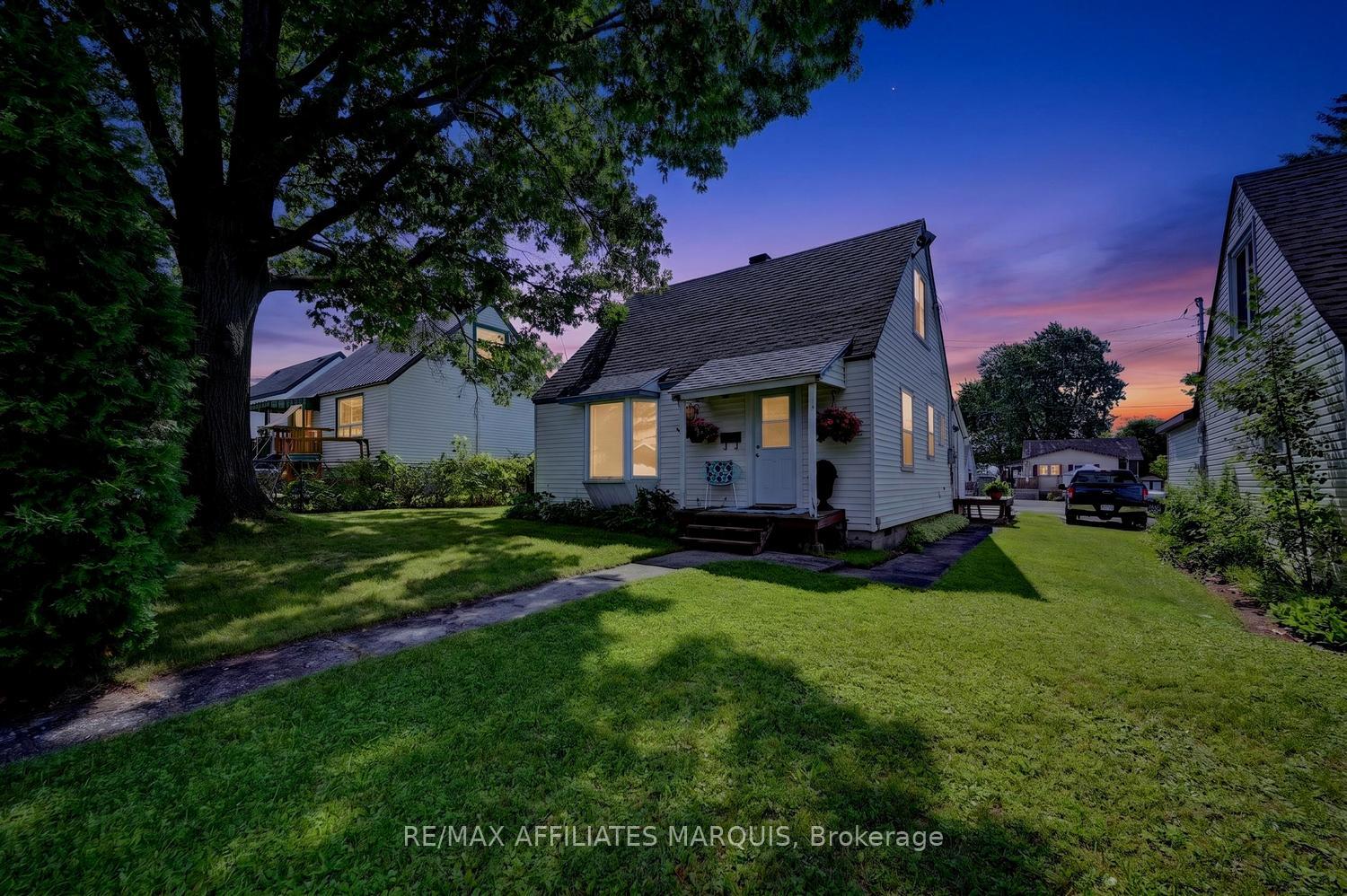 Photo 41 of 12 Churchill Crescent, Smiths Falls, Smiths Falls — HOMEH