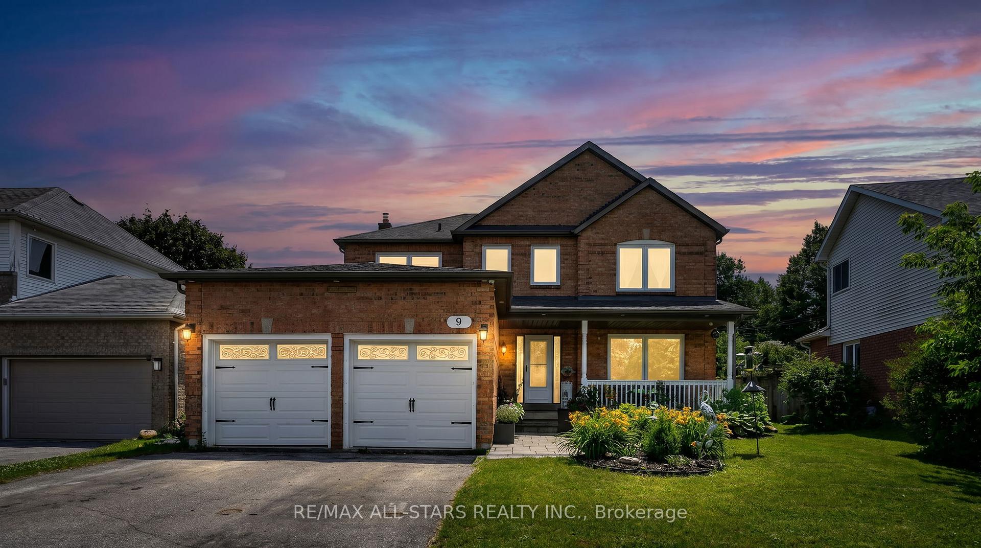 Photo 1 of 9 Fontaine Drive, Georgina, Keswick North — HOMEH