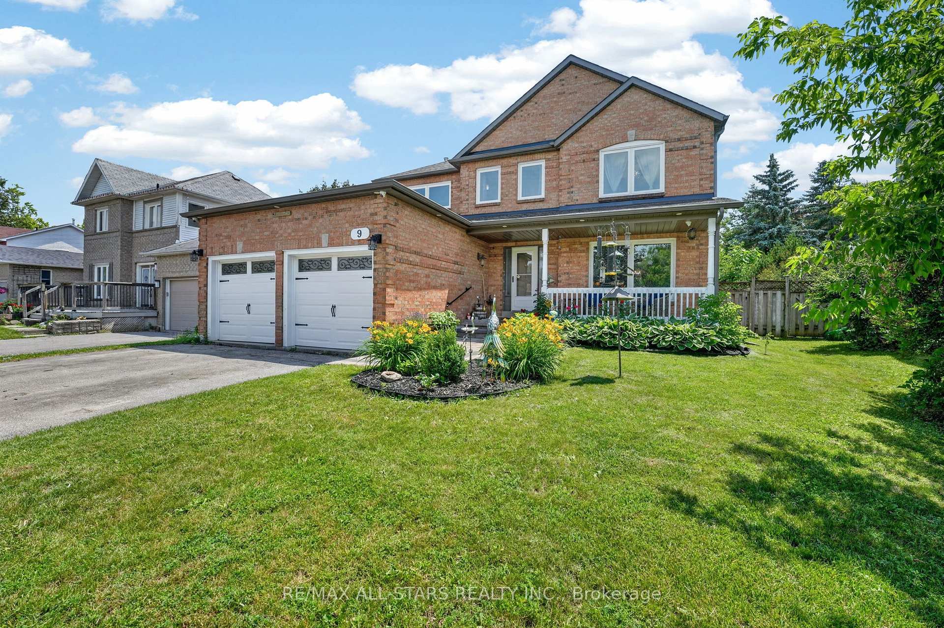 Photo 6 of 9 Fontaine Drive, Georgina, Keswick North — HOMEH