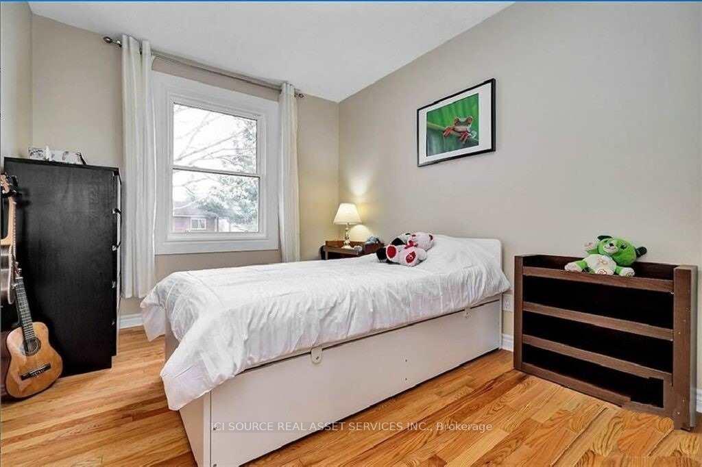 Photo 17 of 29 Uxbridge Crescent, Ottawa, Kanata - Glencairn/Hazeldean — HOMEH