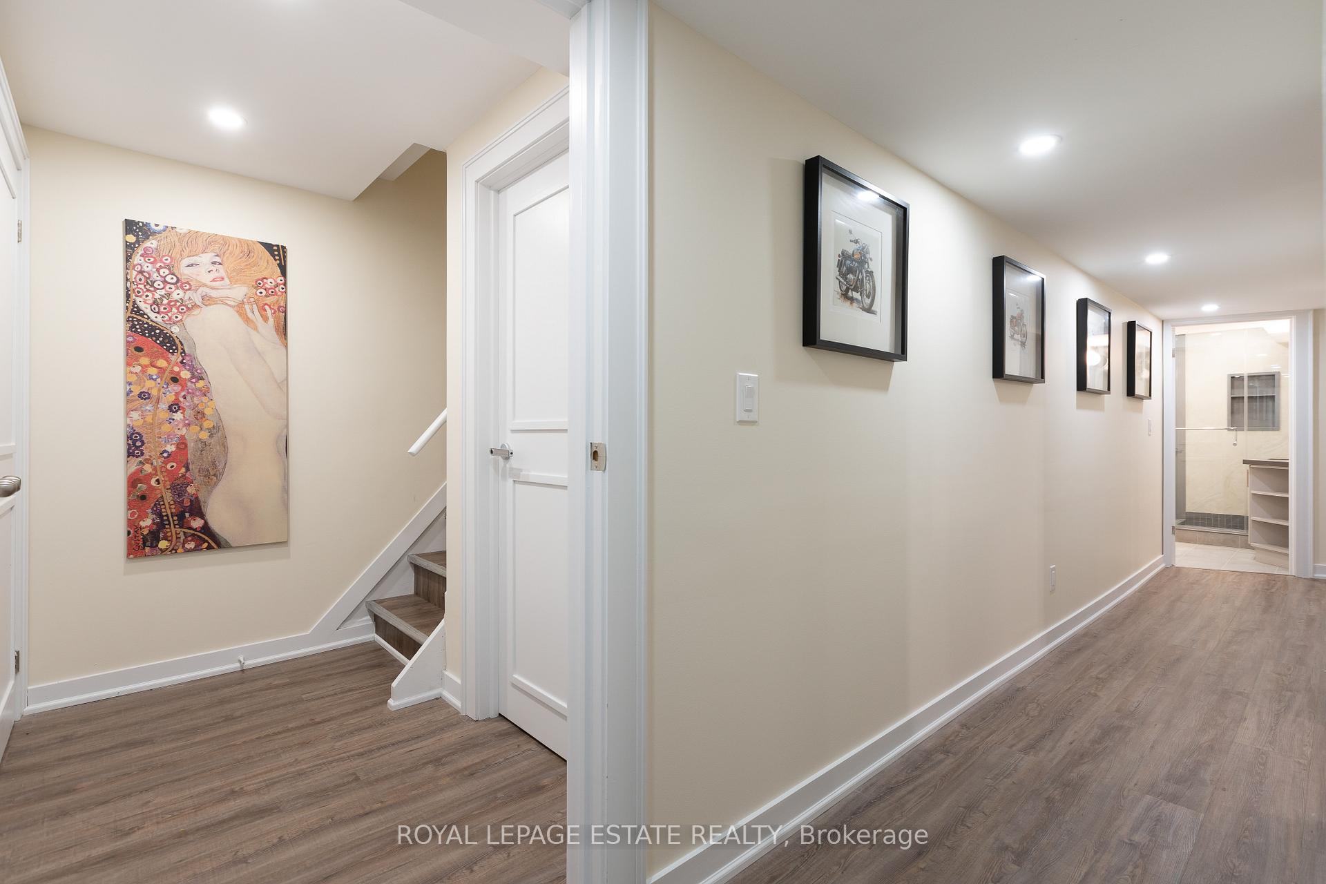 Photo 4 of 5 Barlow Road, Scarborough, Woburn — HOMEH