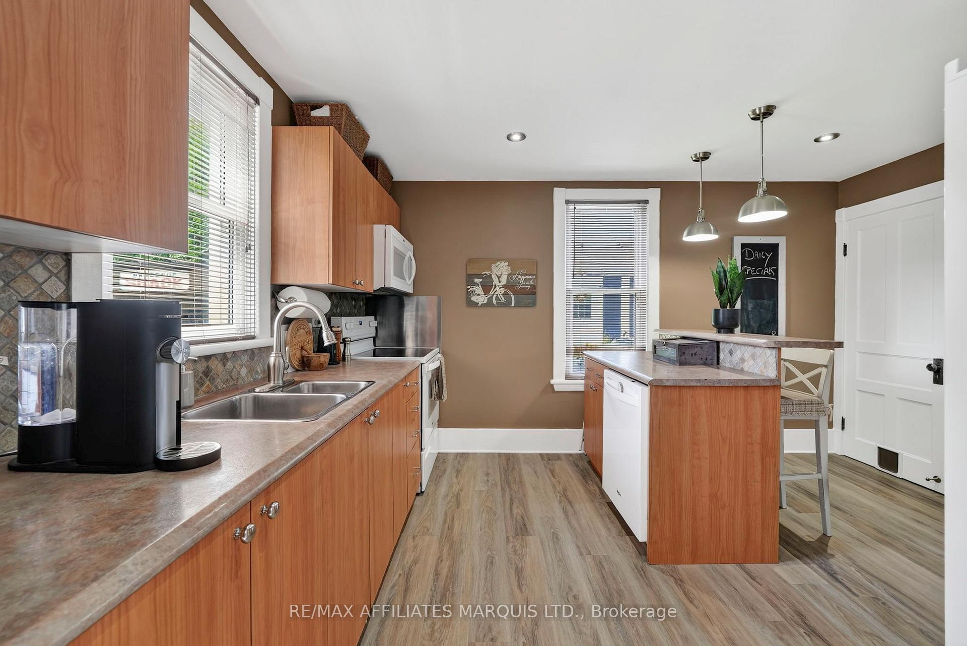 Photo 15 of 336 Amelia Street, Cornwall, Cornwall — HOMEH