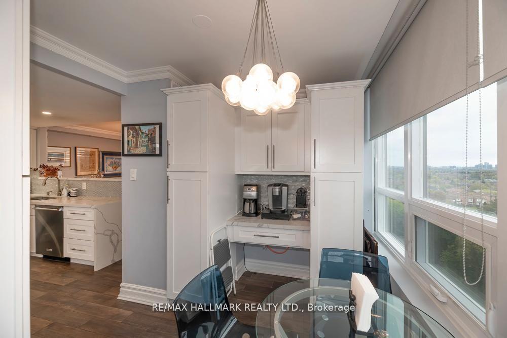 Photo 8 of Unit 1004, 7601 Bathurst Street, Vaughan, Crestwood-Springfarm-Yorkhill — HOMEH