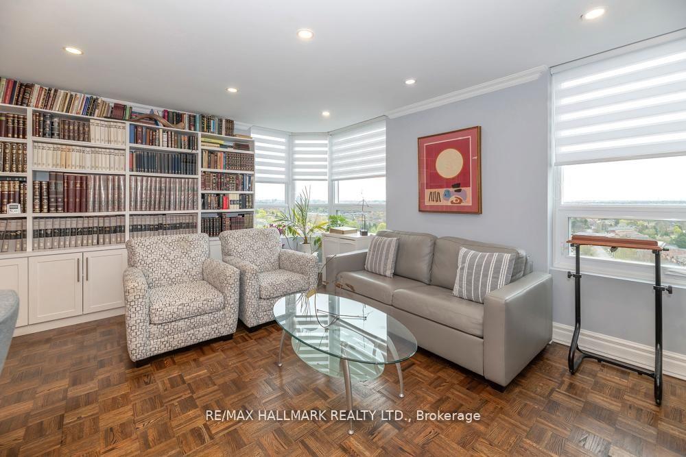 Photo 9 of Unit 1004, 7601 Bathurst Street, Vaughan, Crestwood-Springfarm-Yorkhill — HOMEH