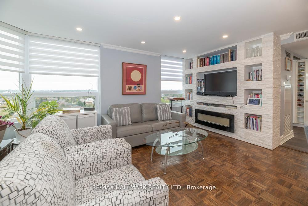 Photo 10 of Unit 1004, 7601 Bathurst Street, Vaughan, Crestwood-Springfarm-Yorkhill — HOMEH